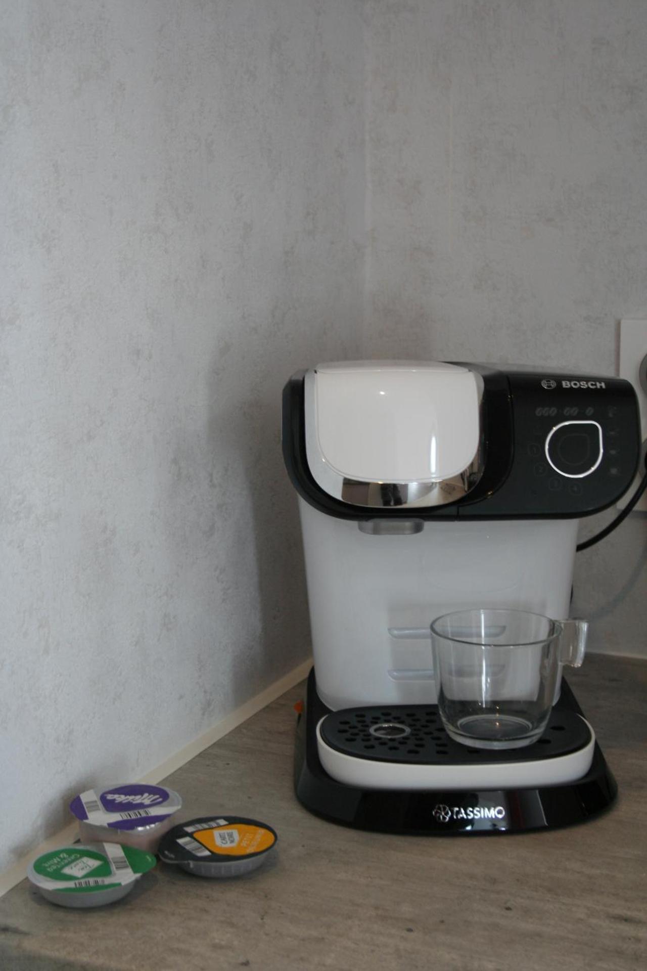 Coffee/tea facilities