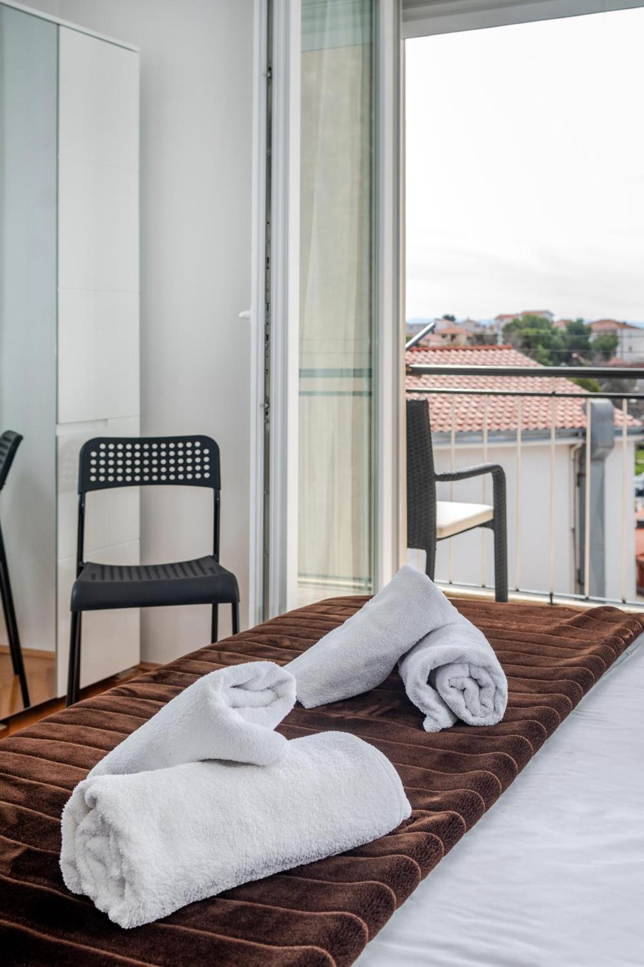 Double Room with Balcony and Sea View