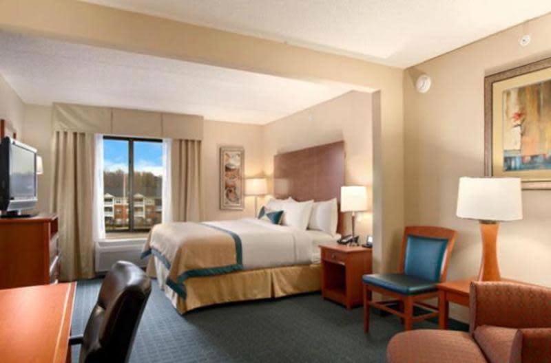 Photo of the whole room