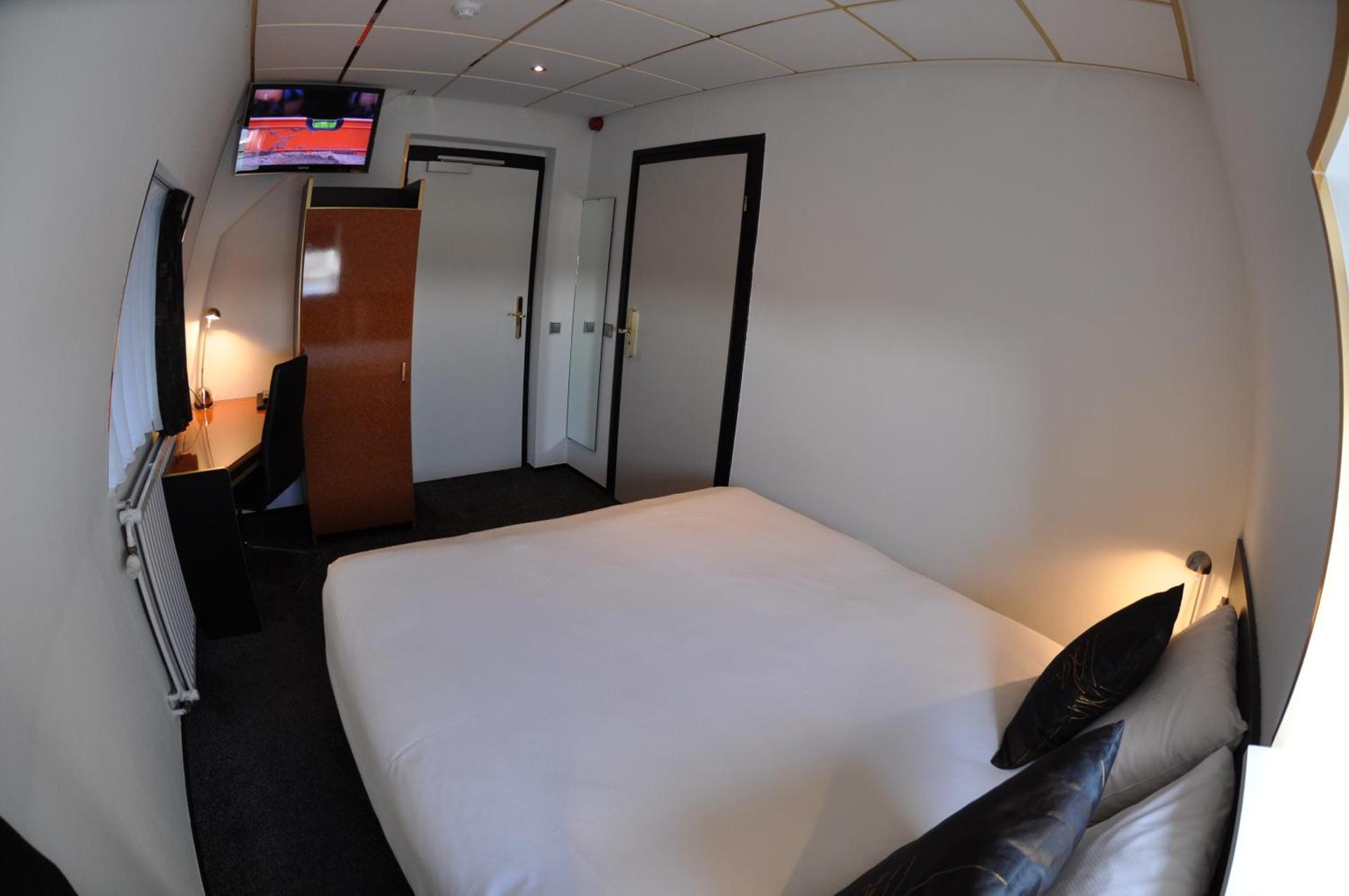 Budget Hotel Le Beau Rivage