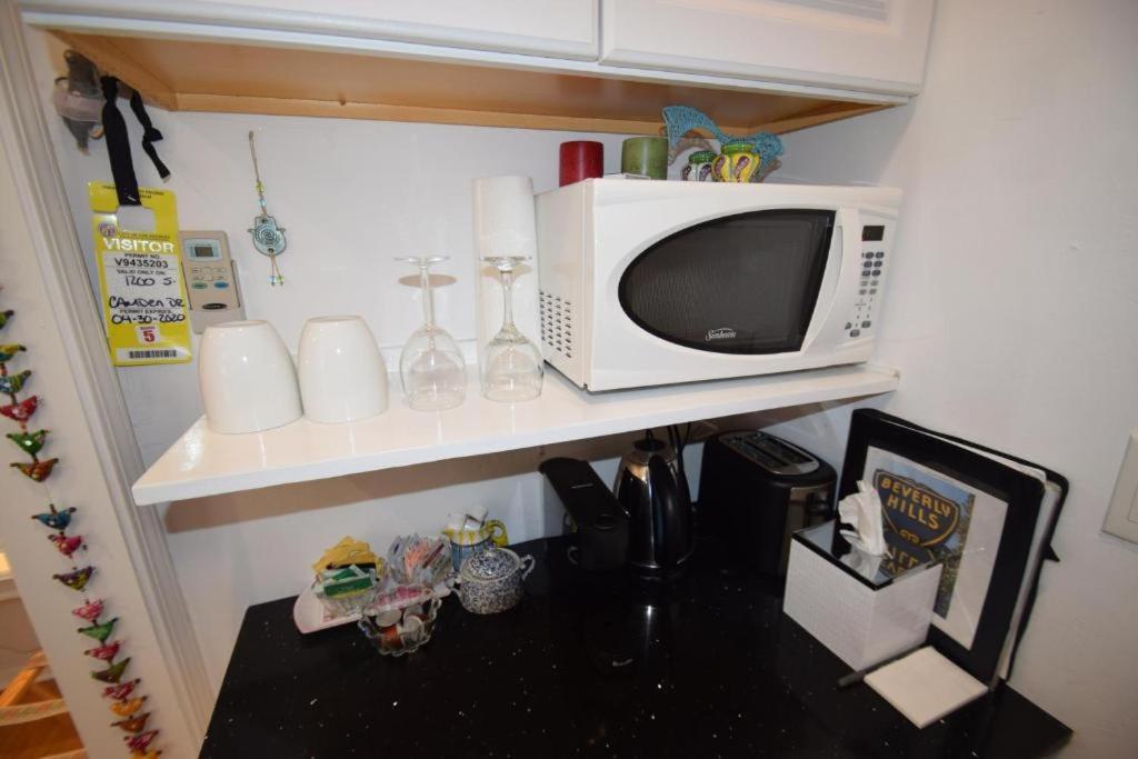 Coffee/tea facilities