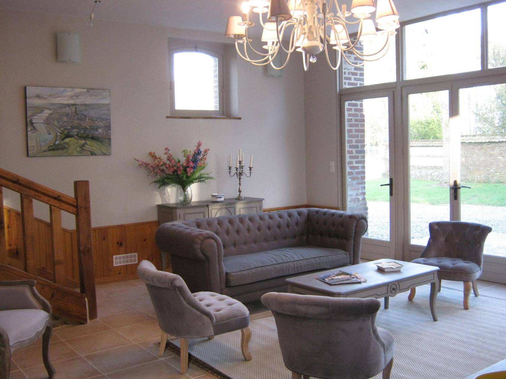 Communal lounge/ TV room