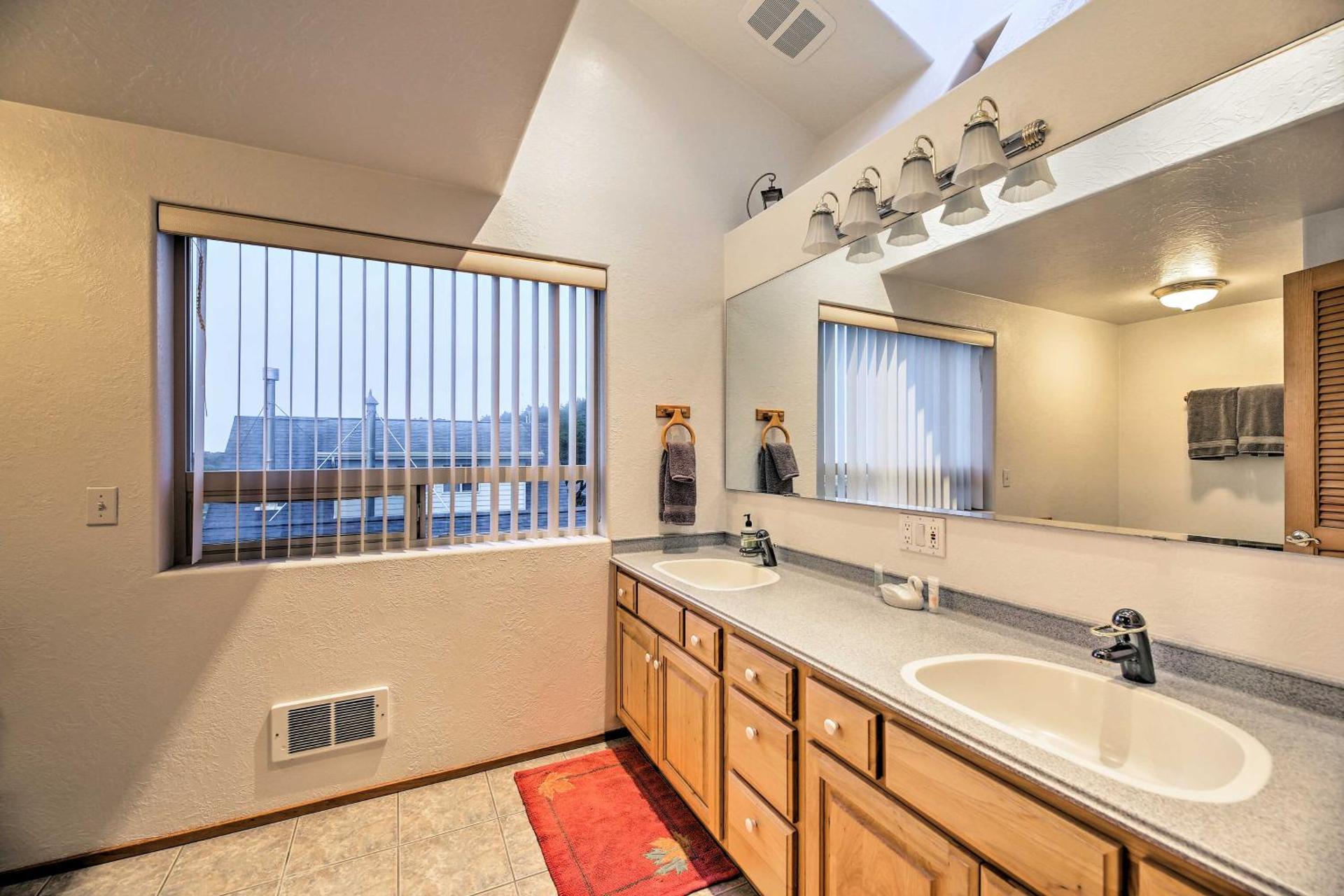 Sanderling Sea Cottages, Unit A Pet Friendly!