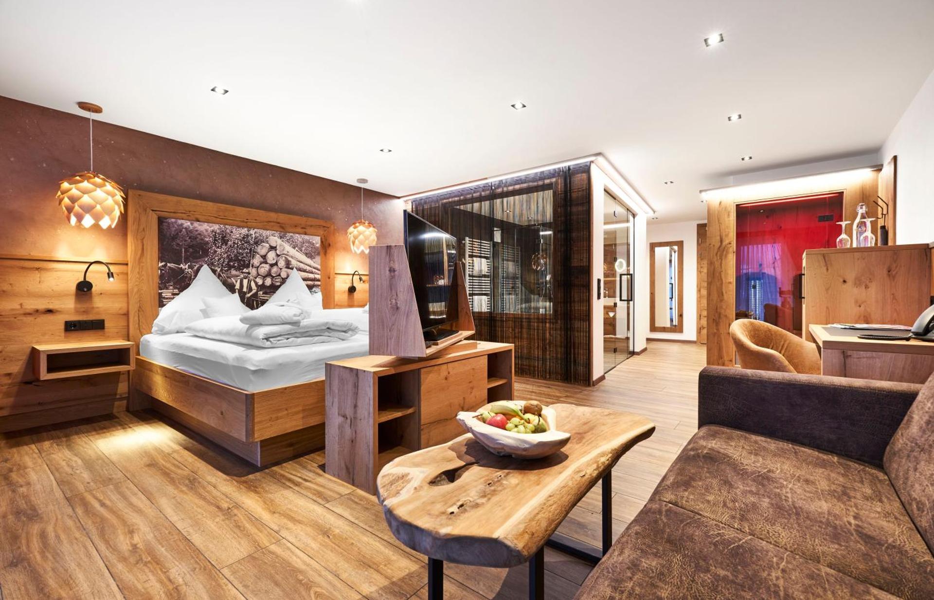 Photo of the whole room