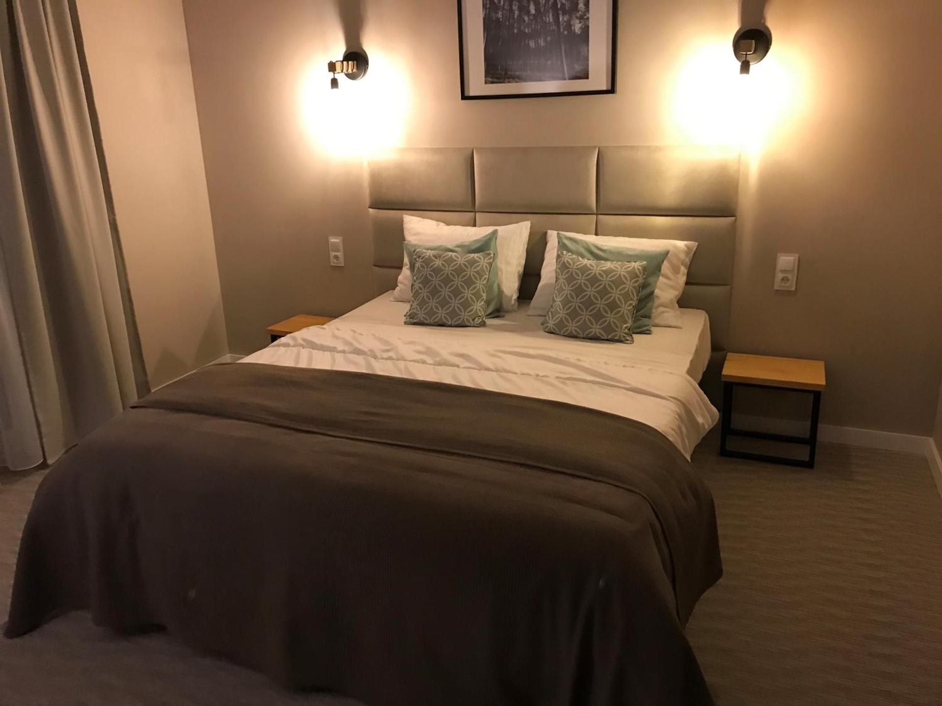 Double or Twin Room with Terrace