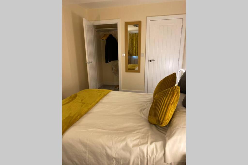 13 The Grosvenor, luxury flat, central Newmarket,