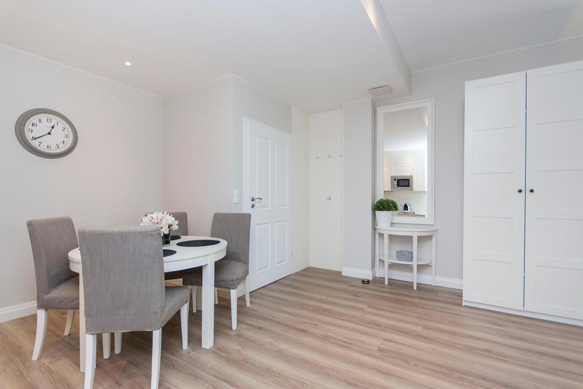 Vanilla Rentyear Apartments