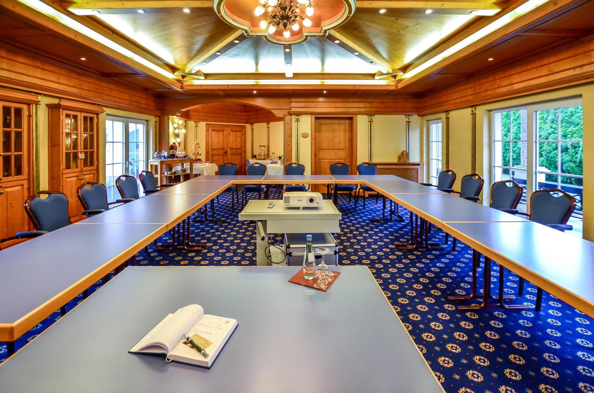 Meeting/conference room