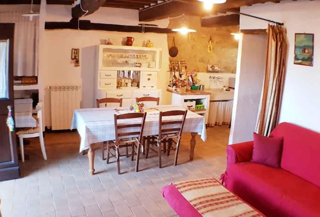 Appartamento Melograno in casale con piscina - Val d'Orcia