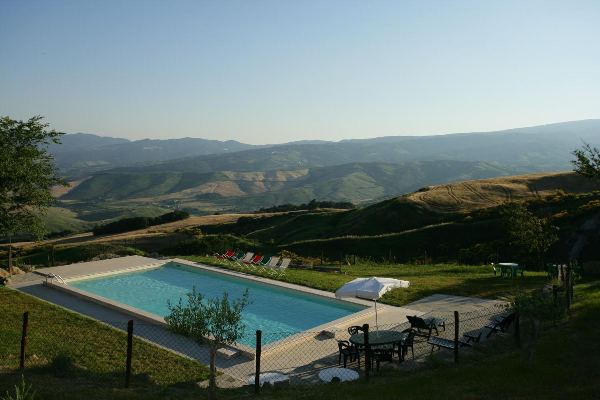 Appartamento Melograno in casale con piscina - Val d'Orcia