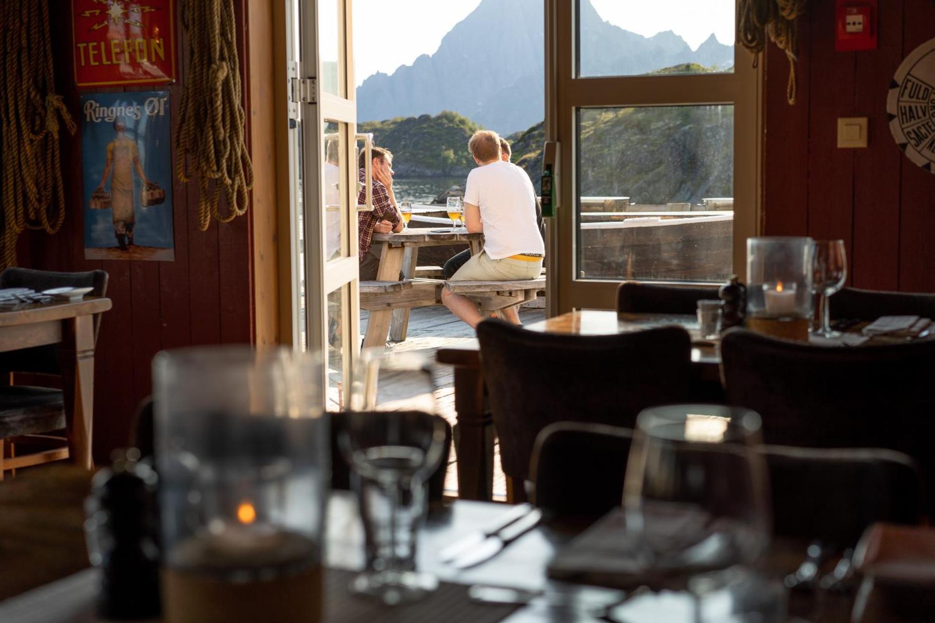 Restaurant/places to eat