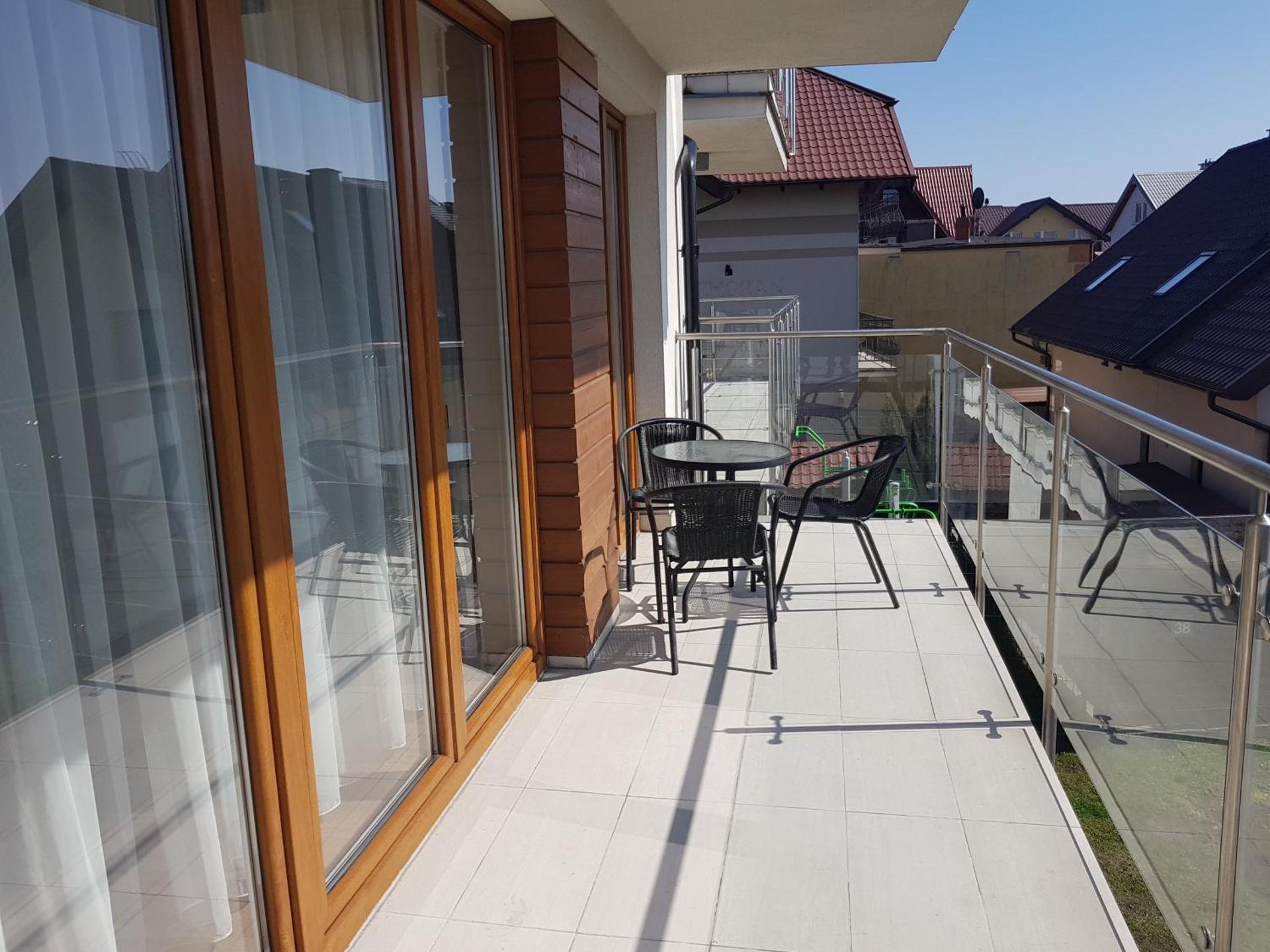 Marina Jastarnia Apartamenty w budynku z Basenem