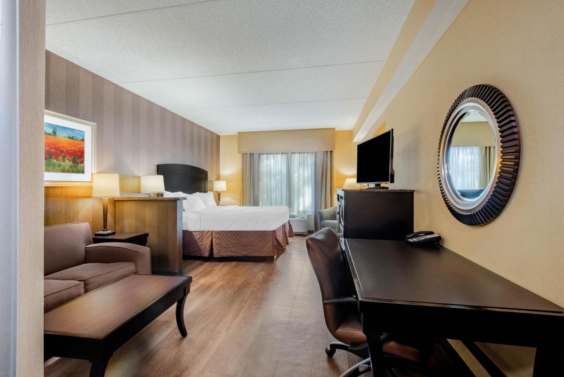 La Quinta Inn & Suites Bel Air I-95 Exit 77A