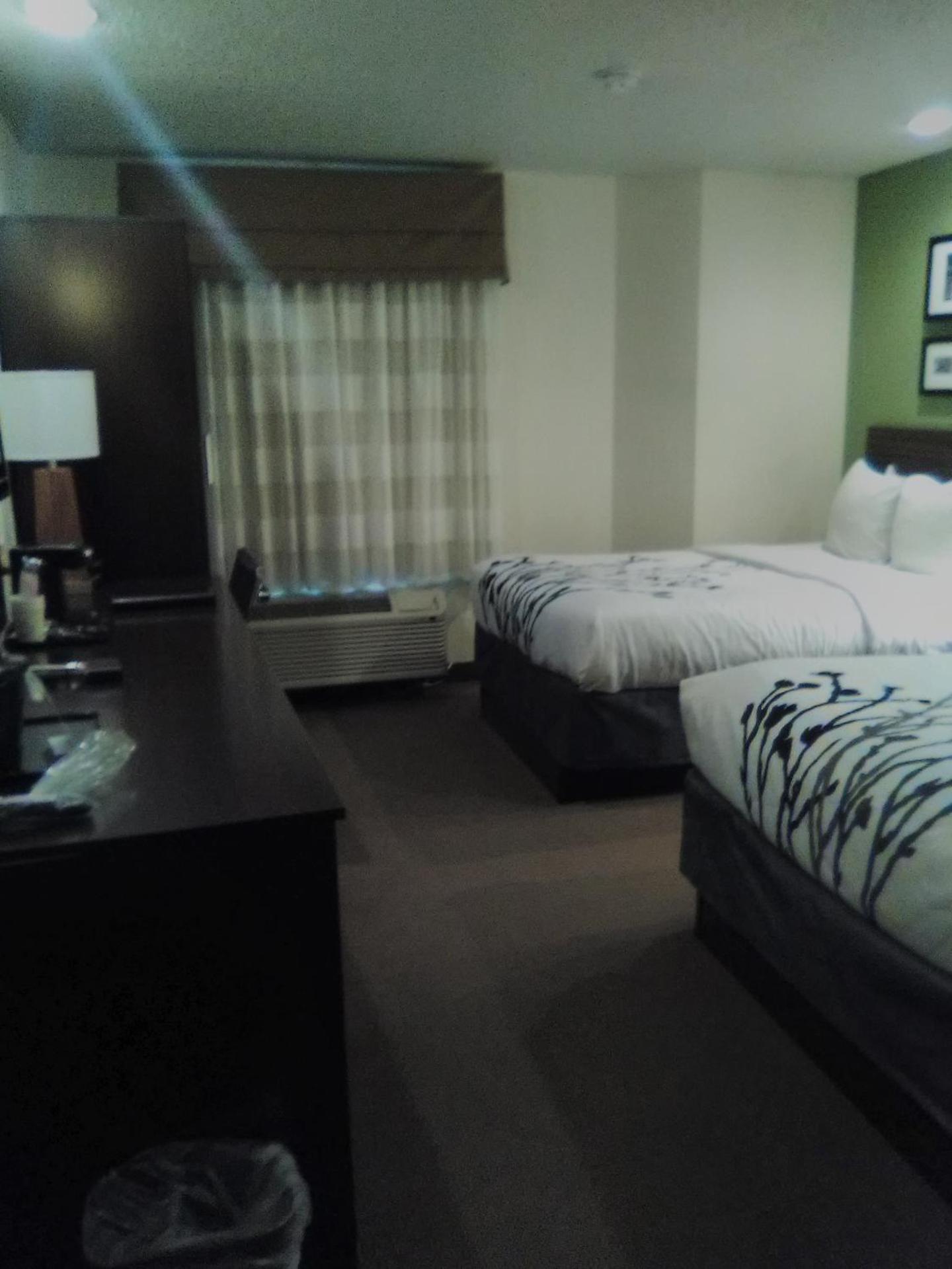 Camera con 2 Letti Matrimoniali 