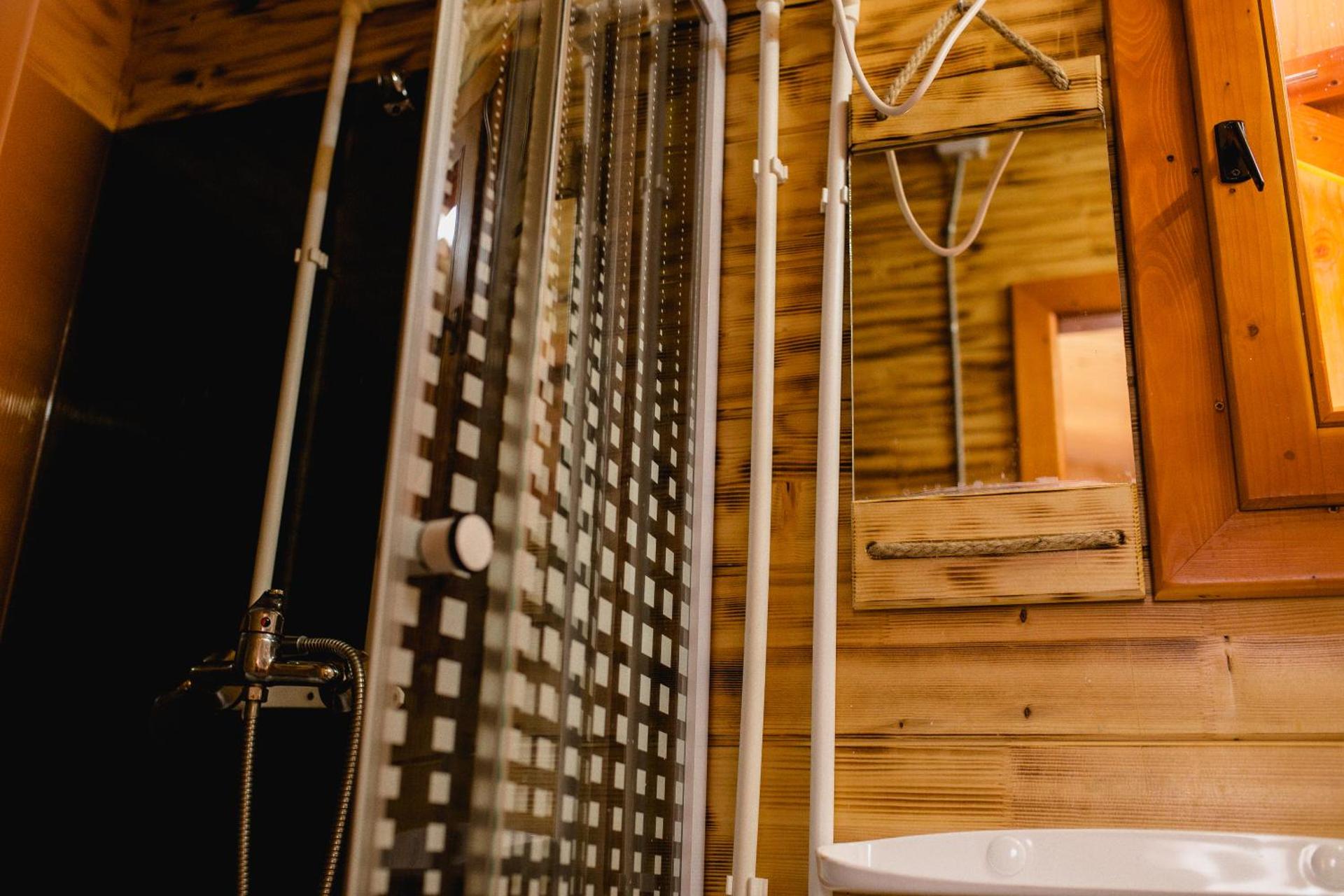 Casute Sebastian Baile Figa