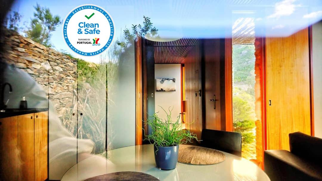 Logo/Certificate/Sign