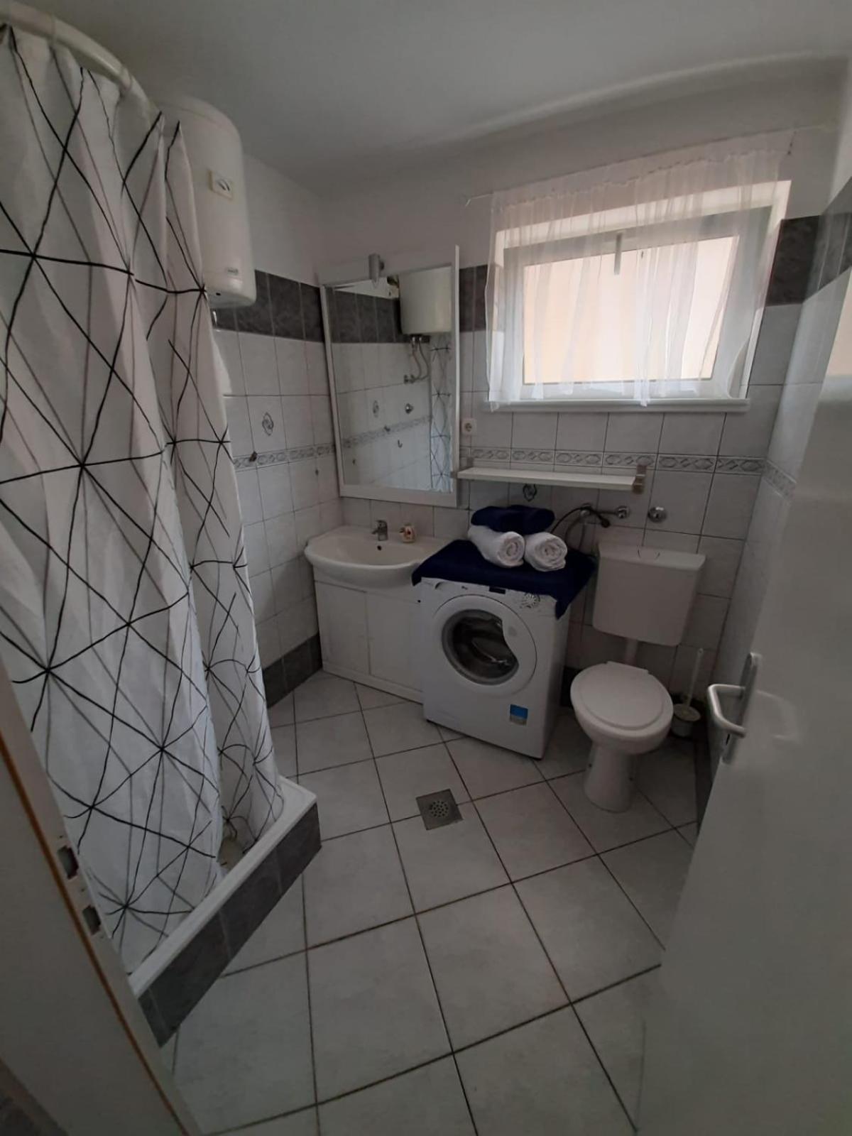 Bed and Breakfast BLUE in BLUE