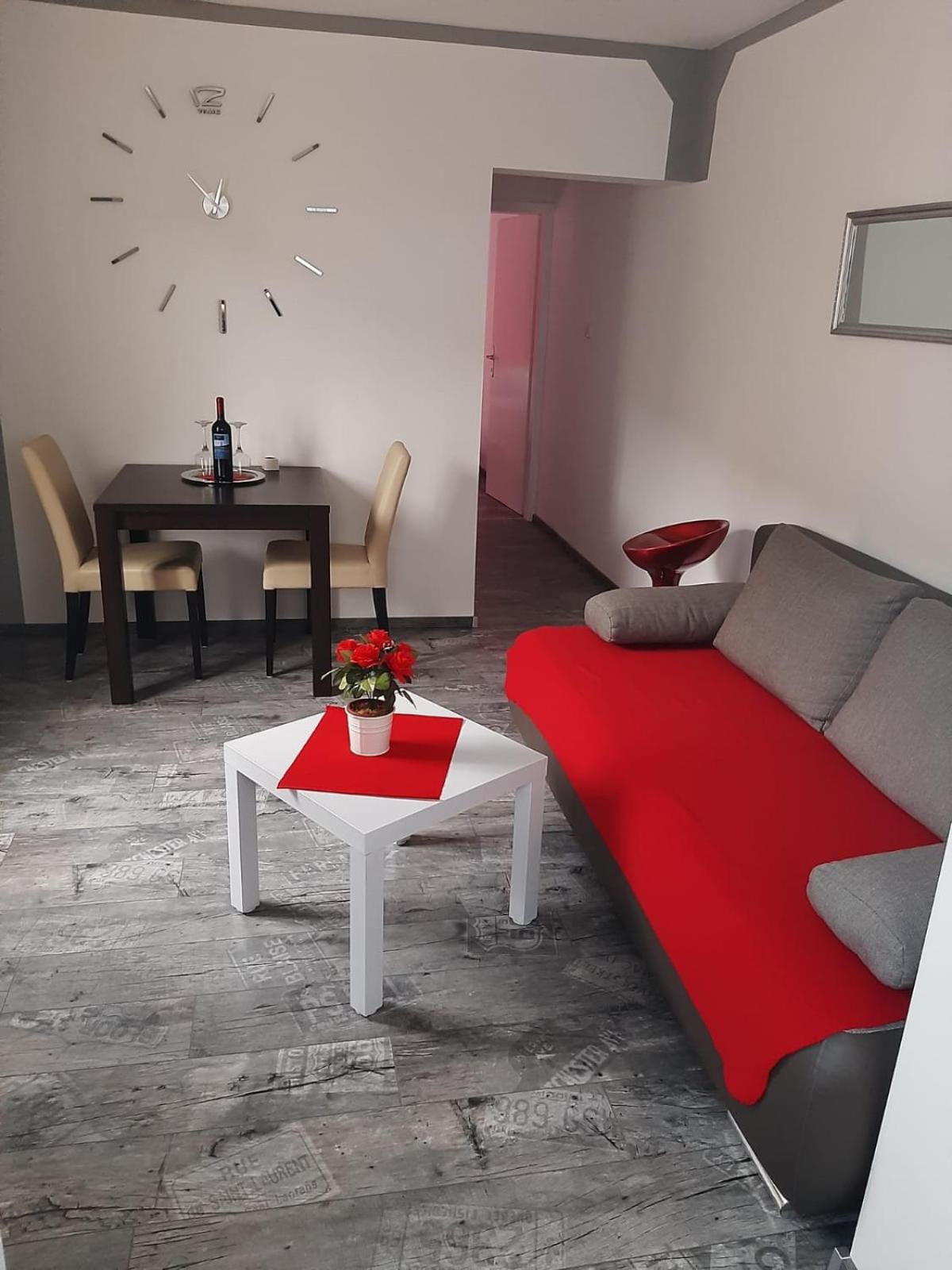 Bed and Breakfast BLUE in BLUE