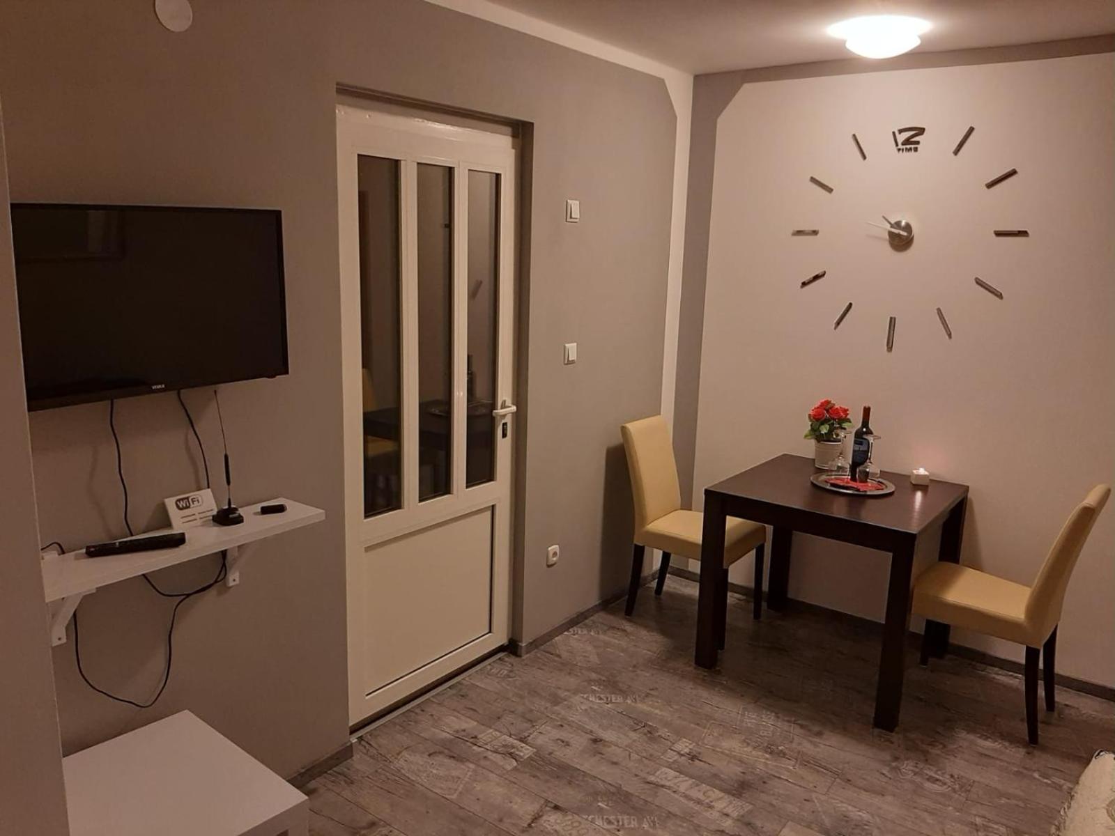 Bed and Breakfast BLUE in BLUE