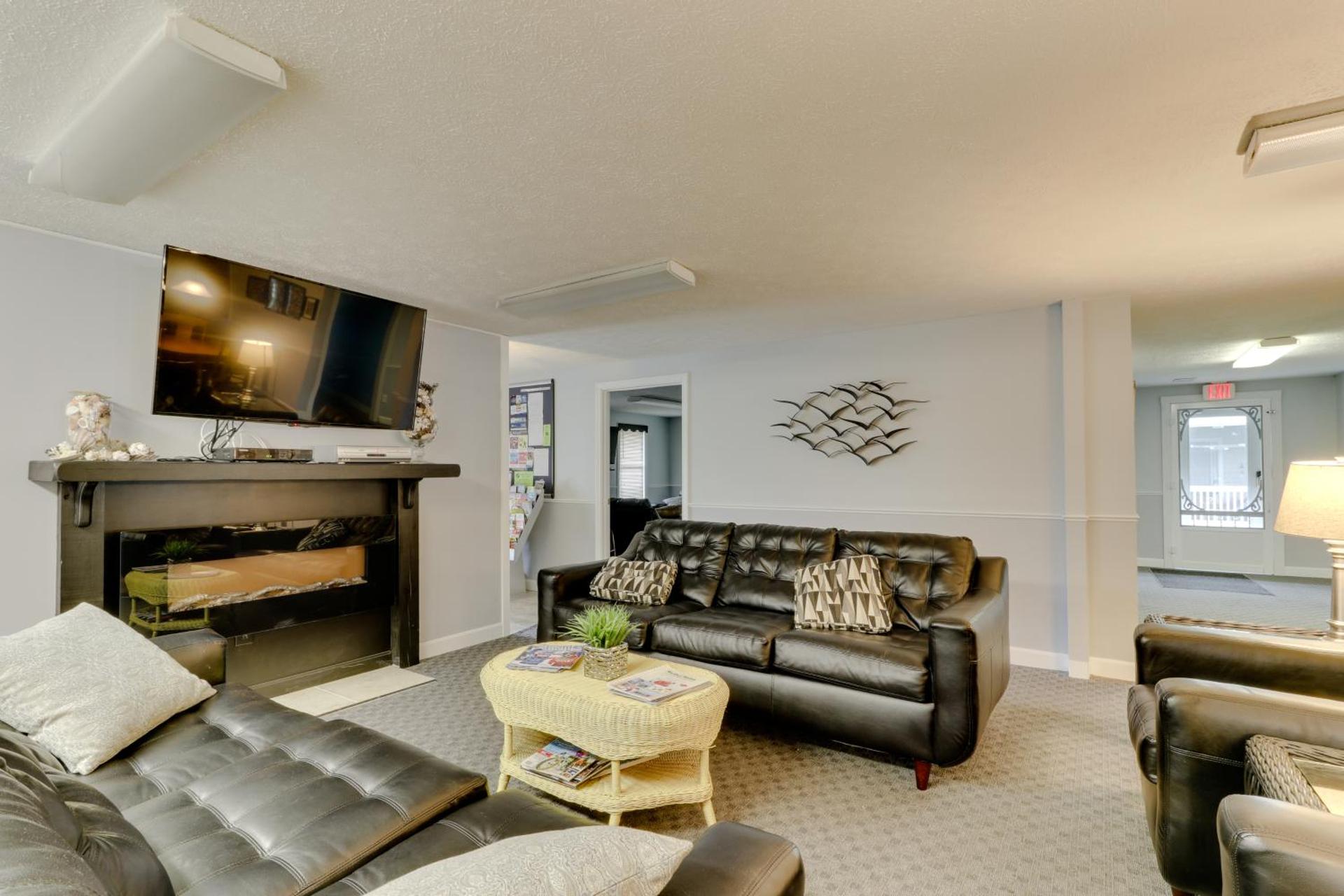 Studio with Sofa Bed