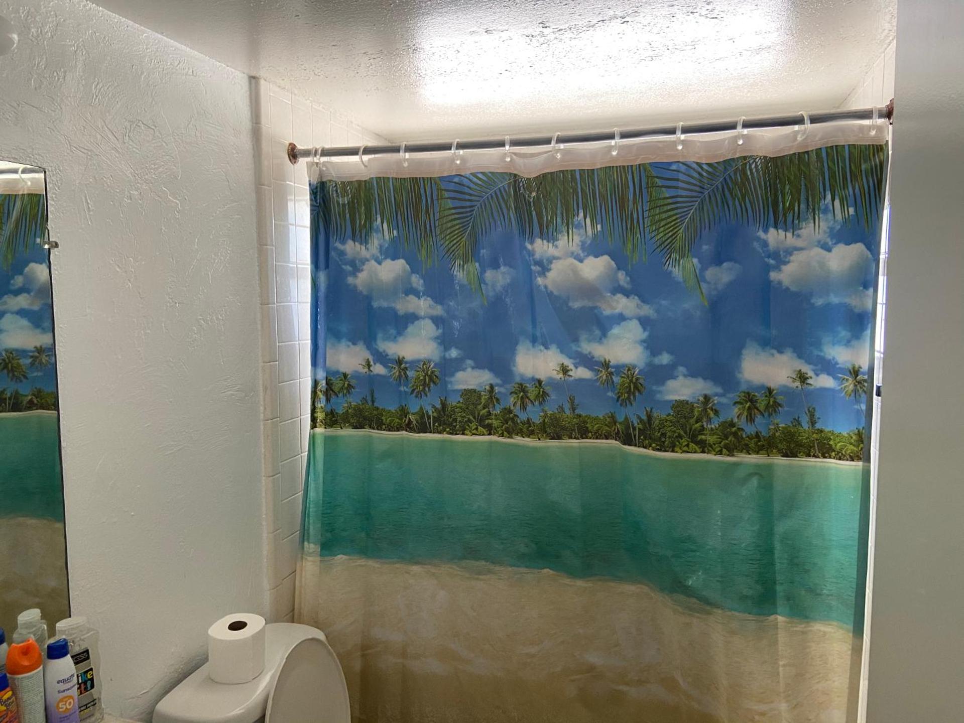 Private room in a 2 bedroom 1 bathroom shared with host, on the beach, surrounded by resorts, only 2 people MAX