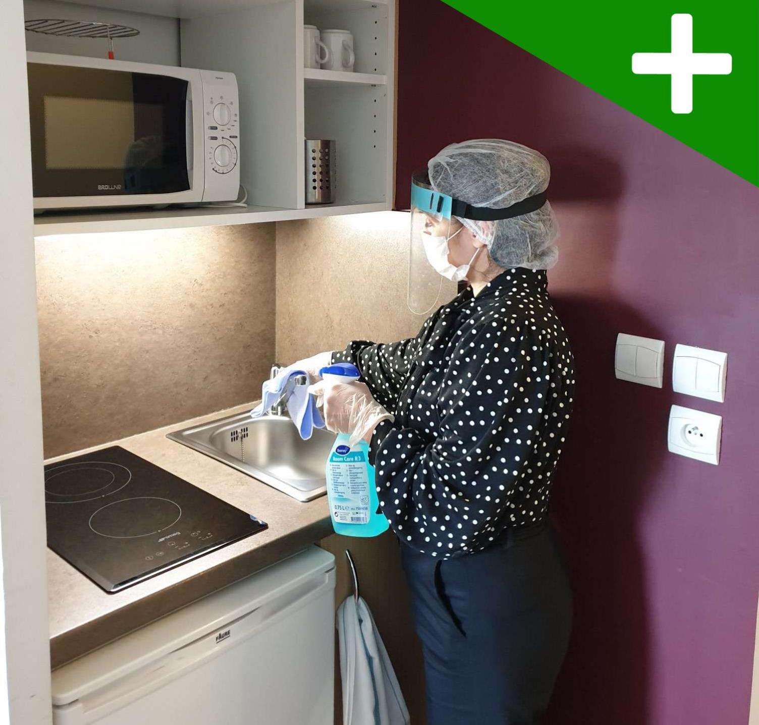 Kitchen or kitchenette