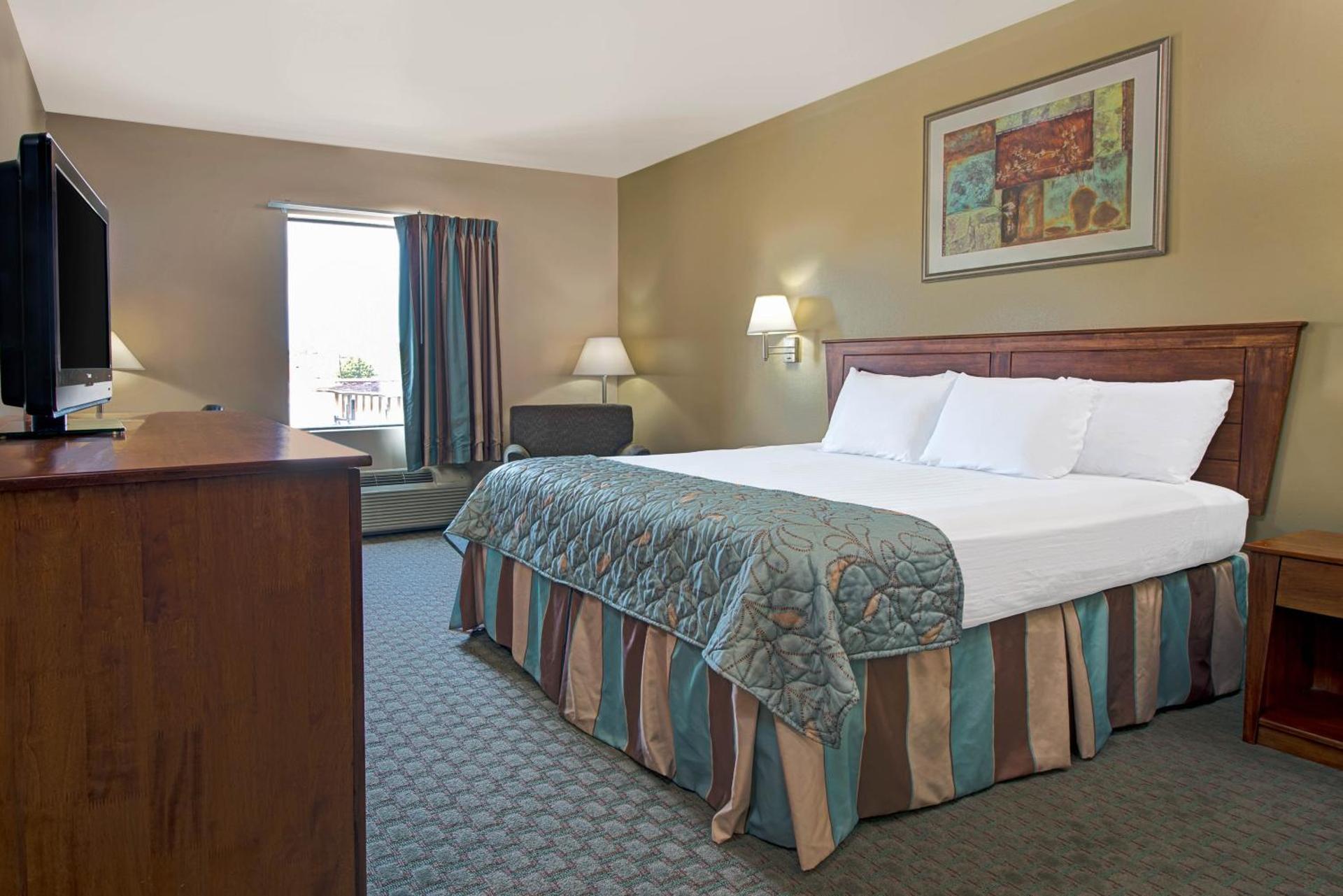 Days Inn by Wyndham Downtown St. Louis