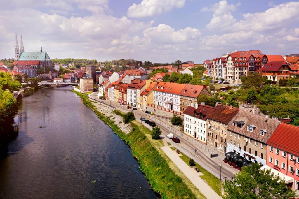 Blick Apartments - Riverview Soft Loft