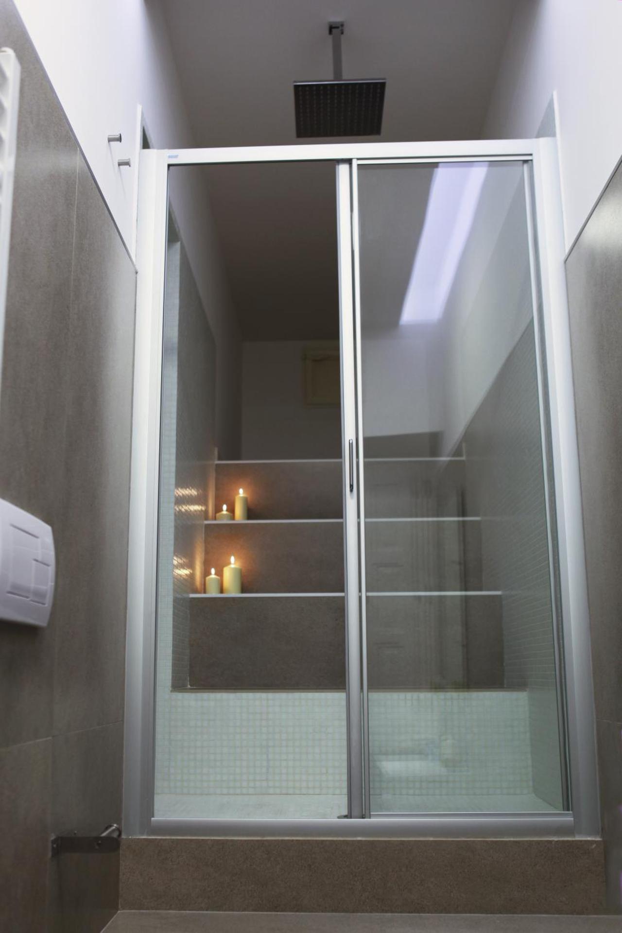 900 Bed and Breakfast