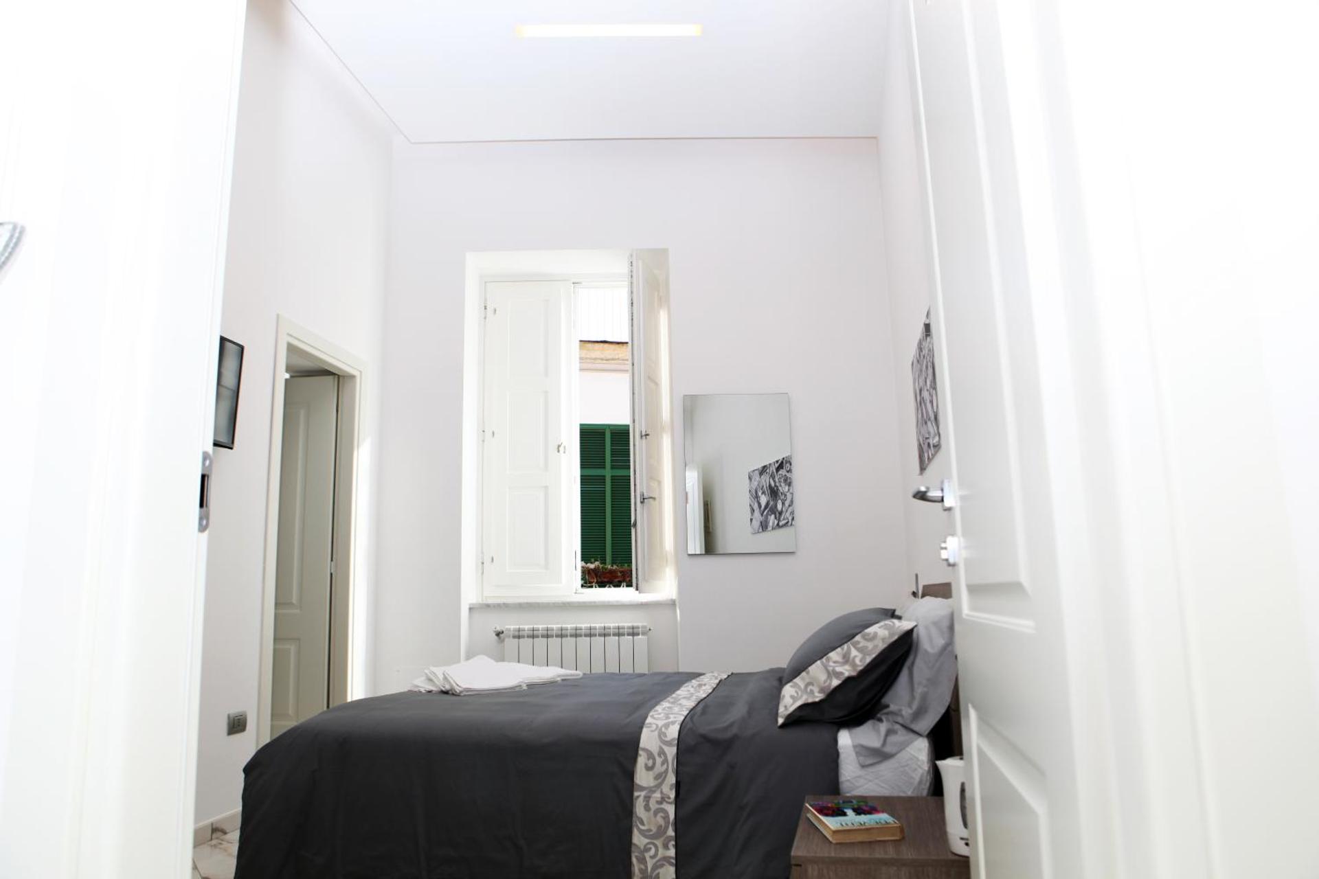 900 Bed and Breakfast