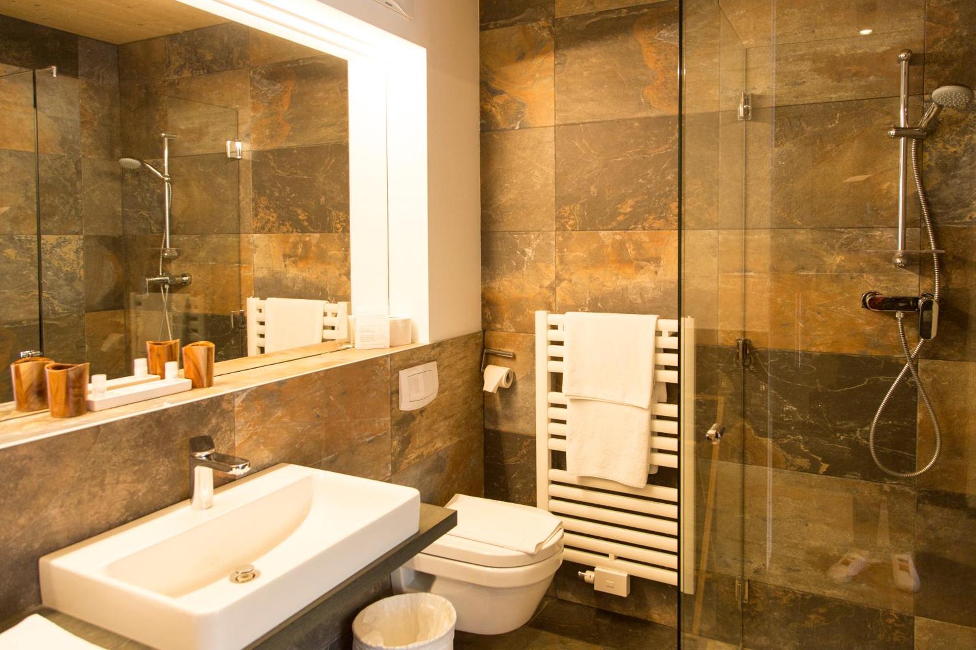 Classic Double Room with City View