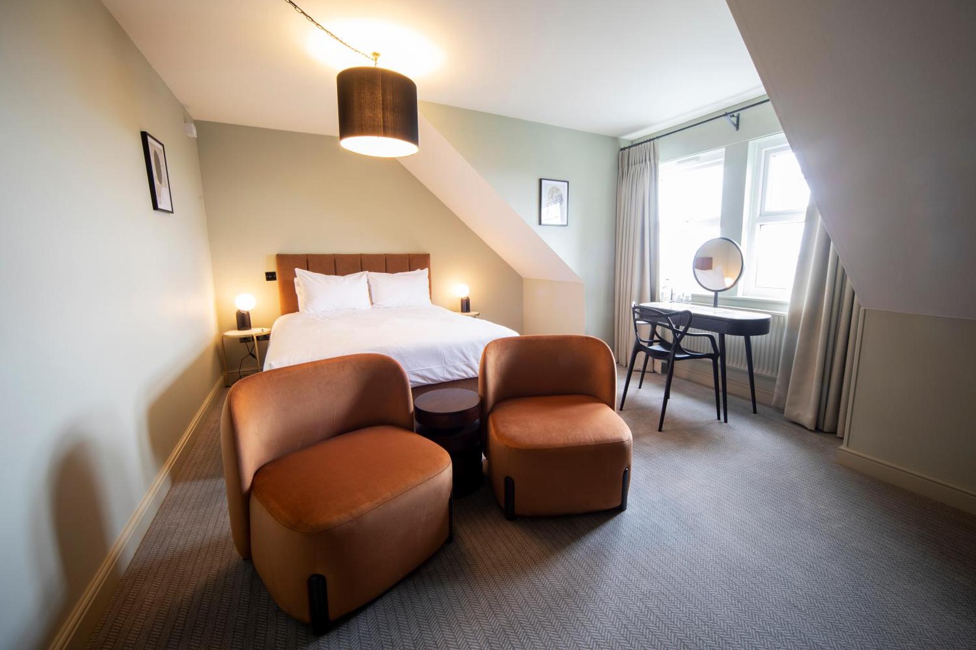 Photo of the whole room