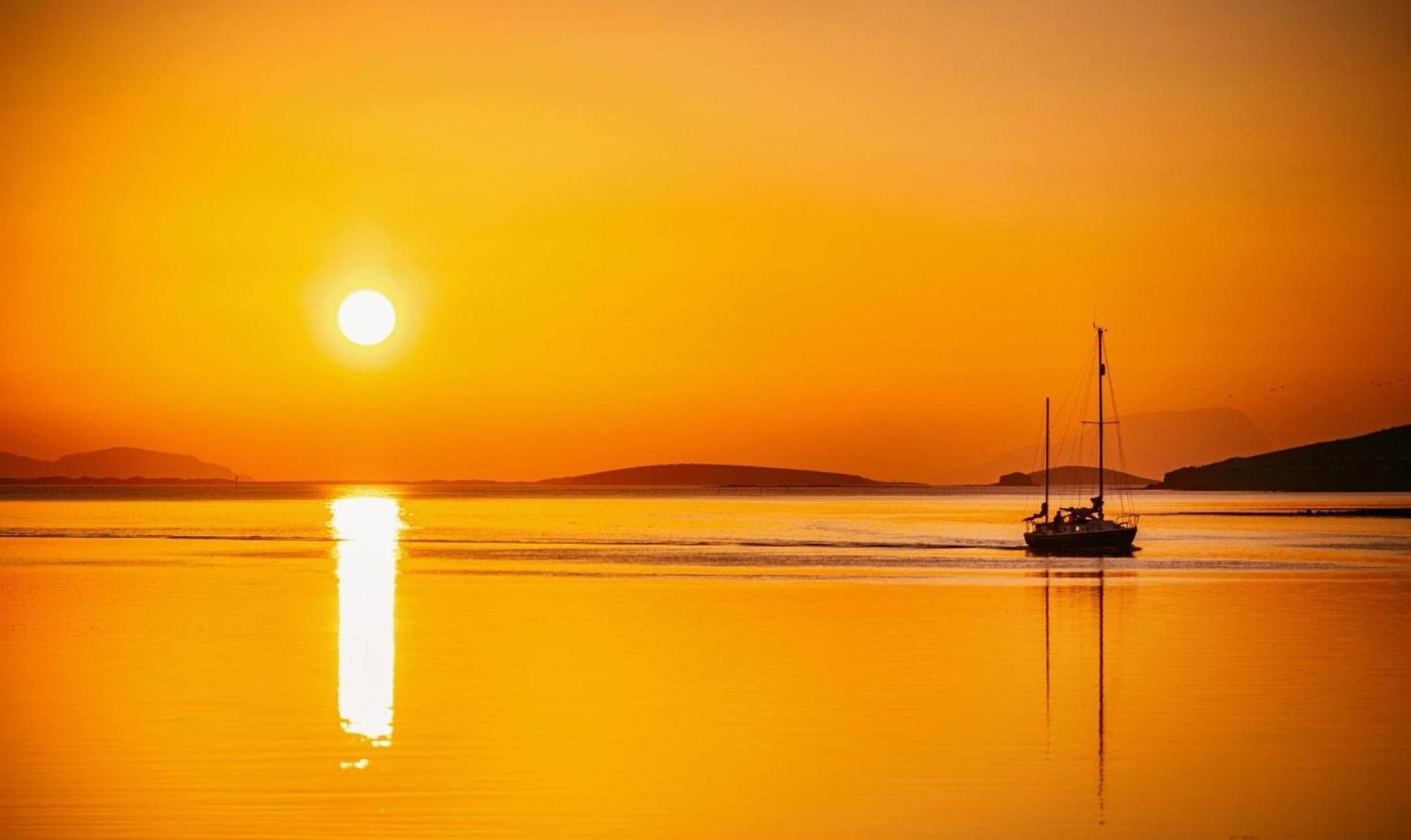 The Waterside Apartment 112 Harbour Mills