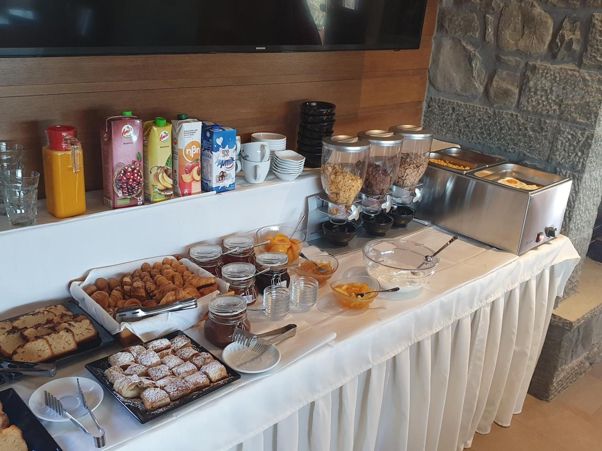 Buffet breakfast
