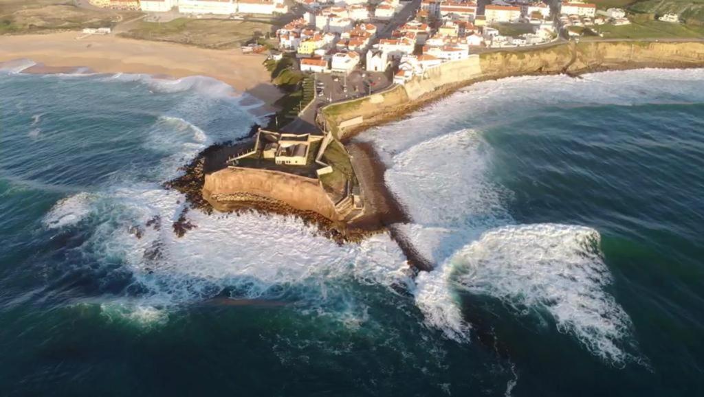 Mare Cheia: Beach and Surf Apartment 2