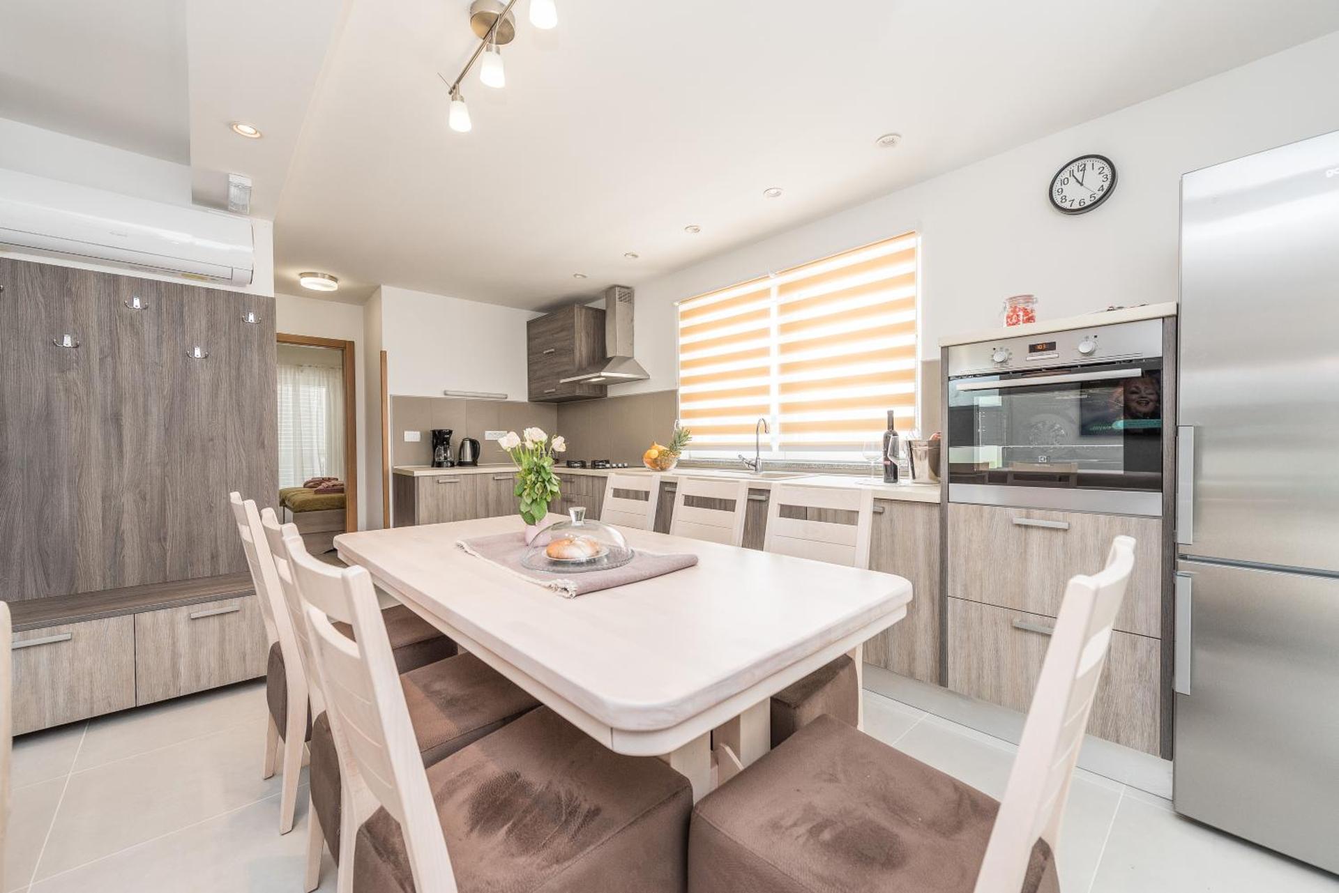 VILLA FAMILY SUKOŠAN, ZADAR