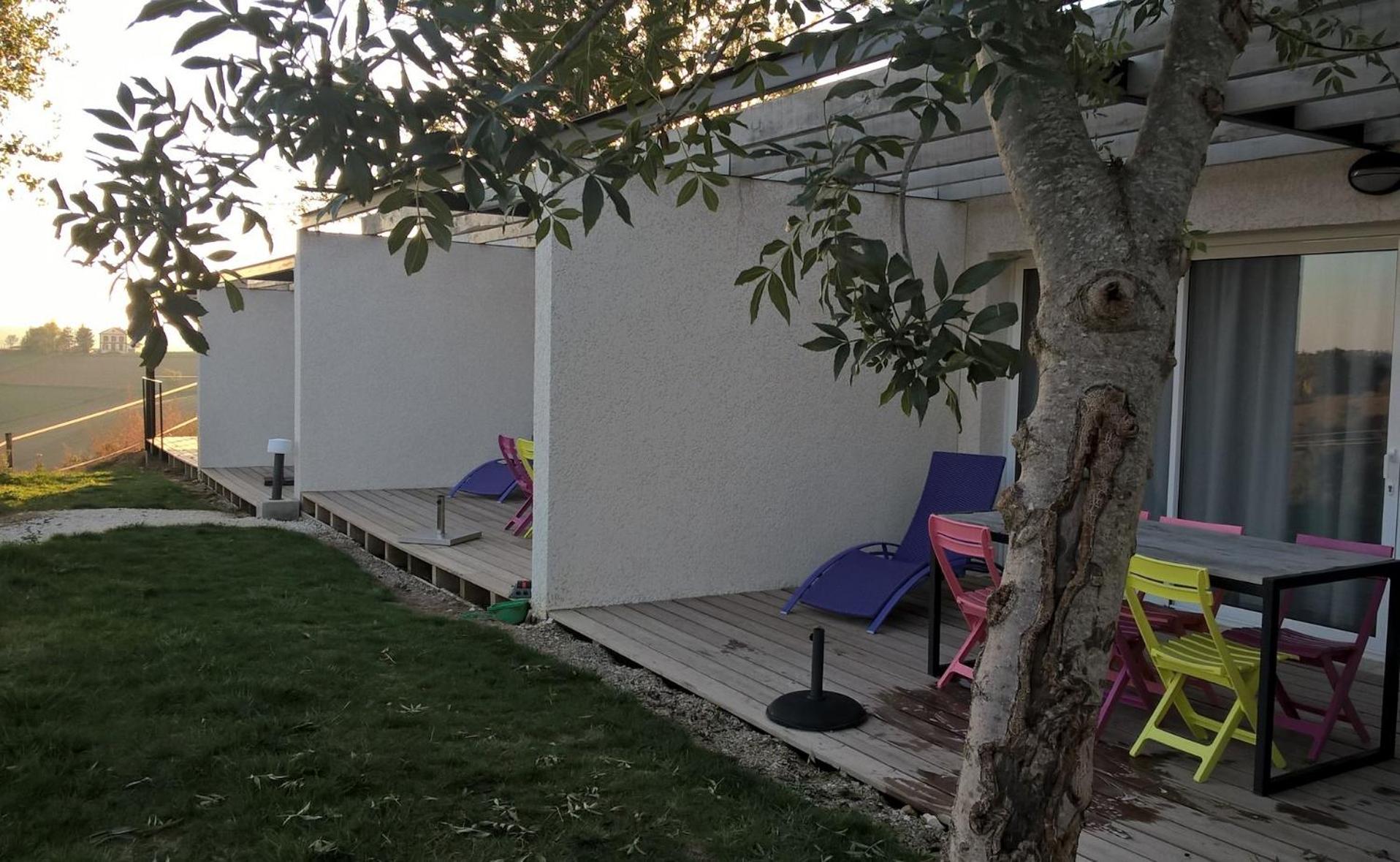 Photo of the whole room