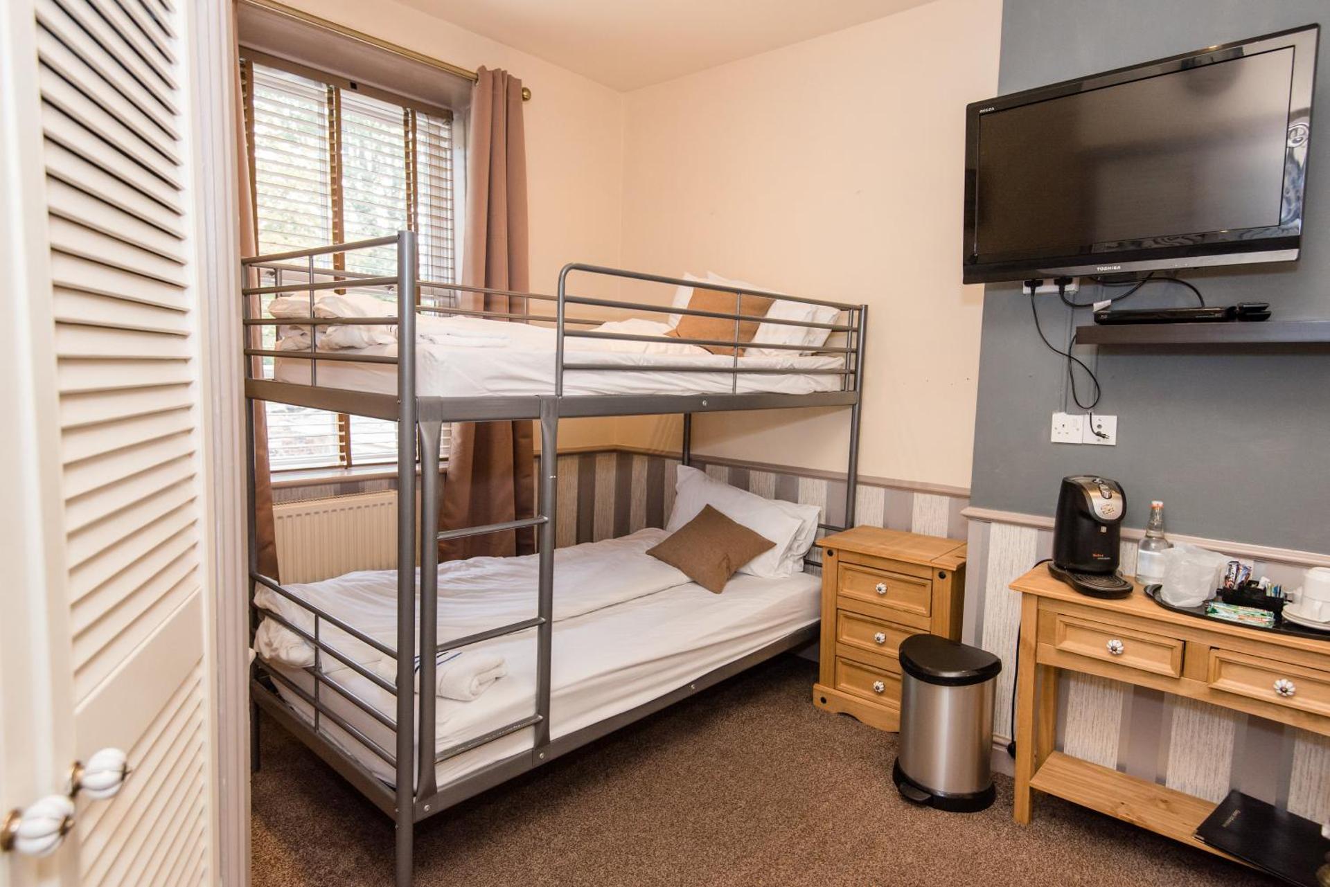 Dimple Well Lodge Hotel