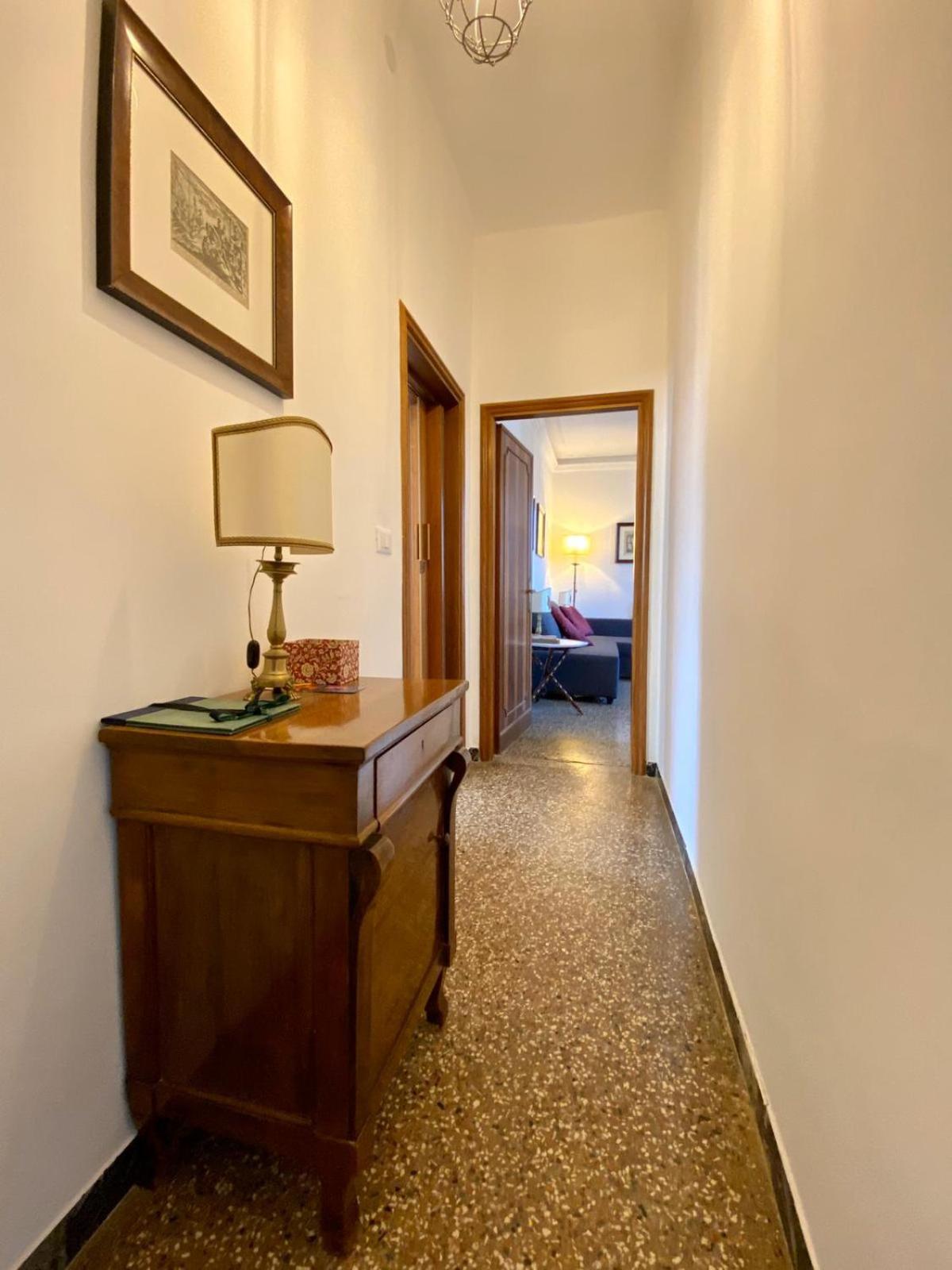 Calle San Giacomo Apartment
