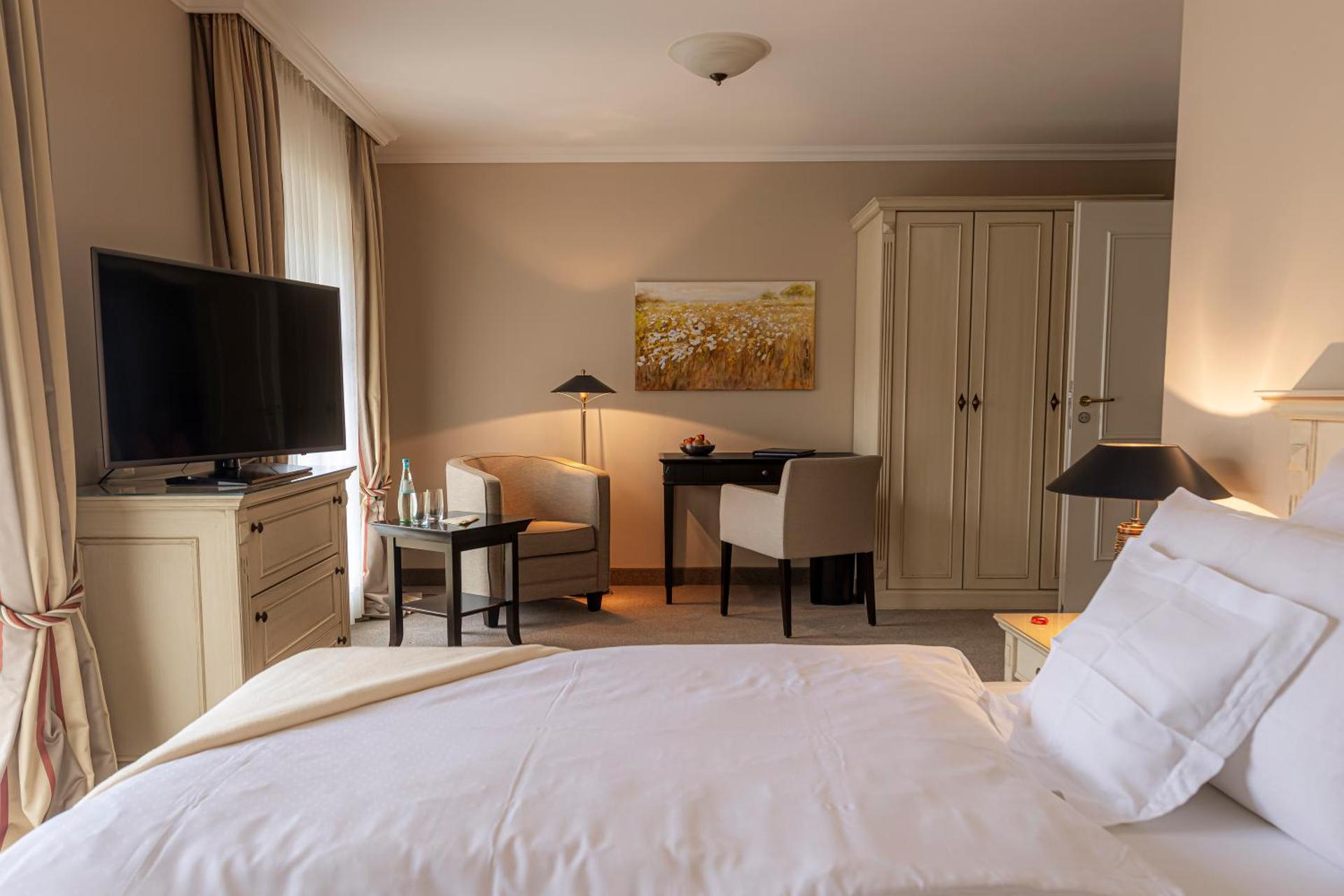 Photo of the whole room