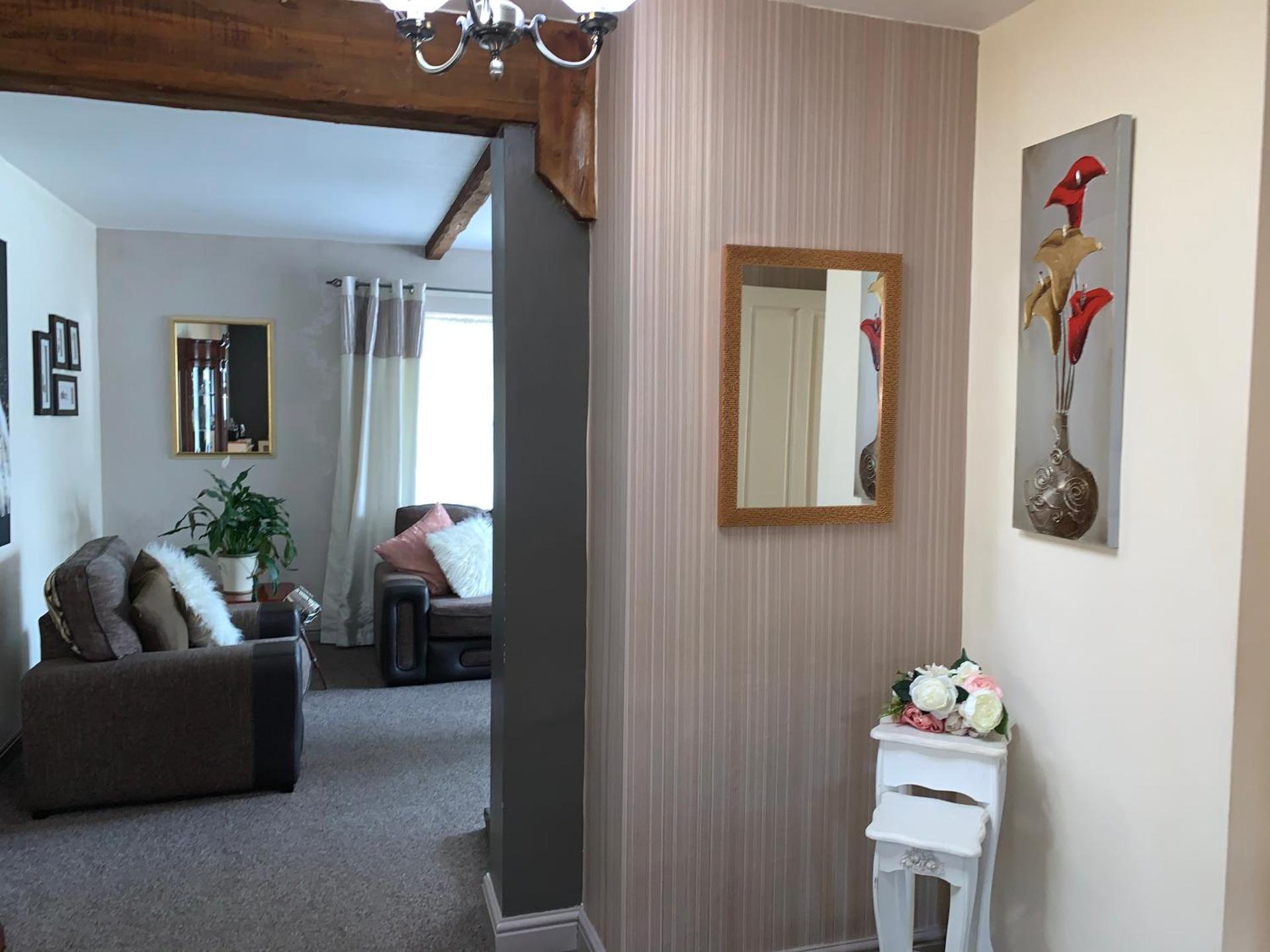 Communal lounge/ TV room