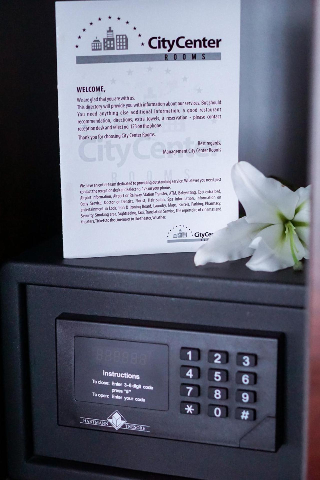 Logo/Certificate/Sign