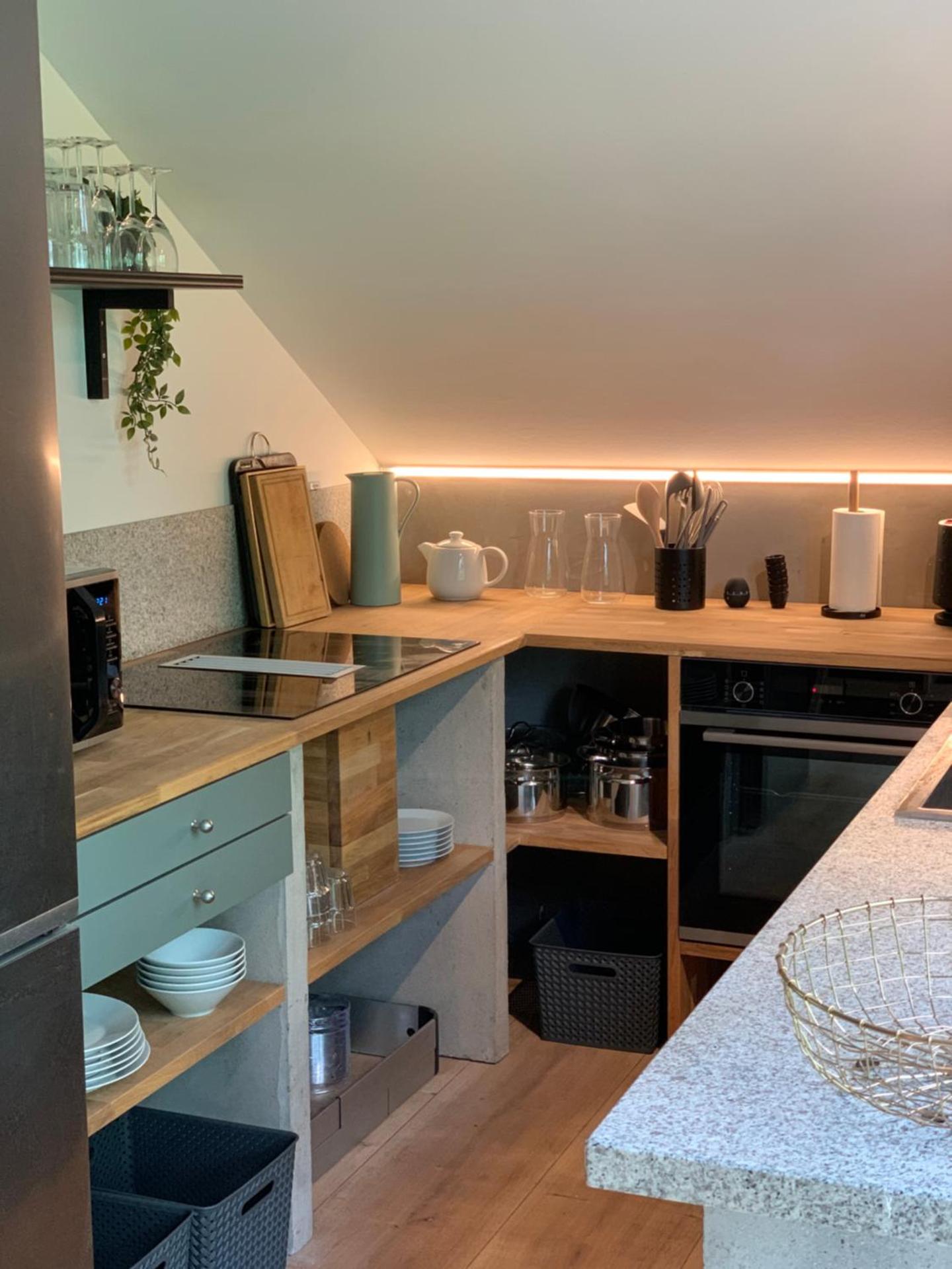 Tree Top Hill - The Old Station House - Båstad Holiday Apartments