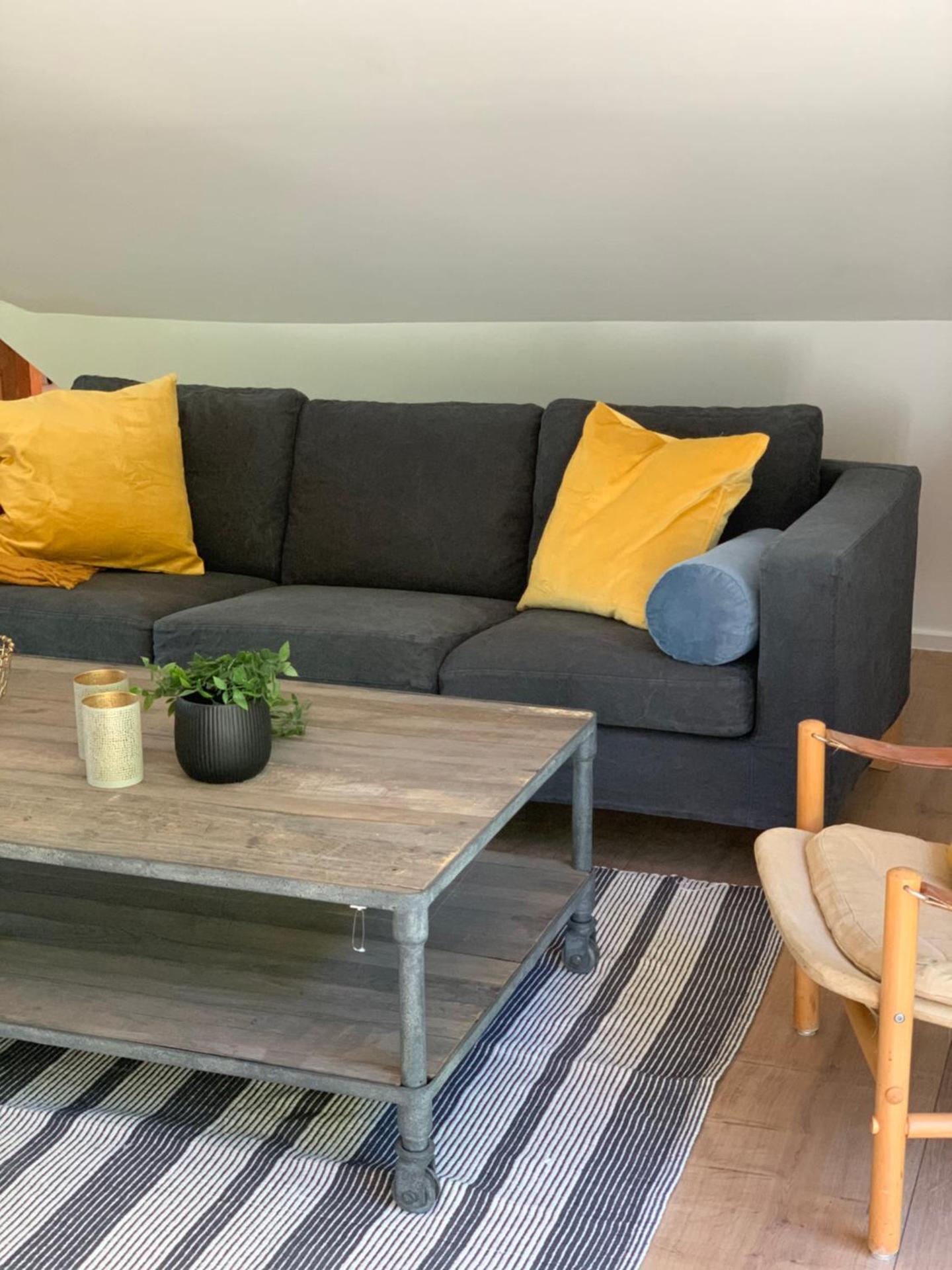 Tree Top Hill - The Old Station House - Båstad Holiday Apartments