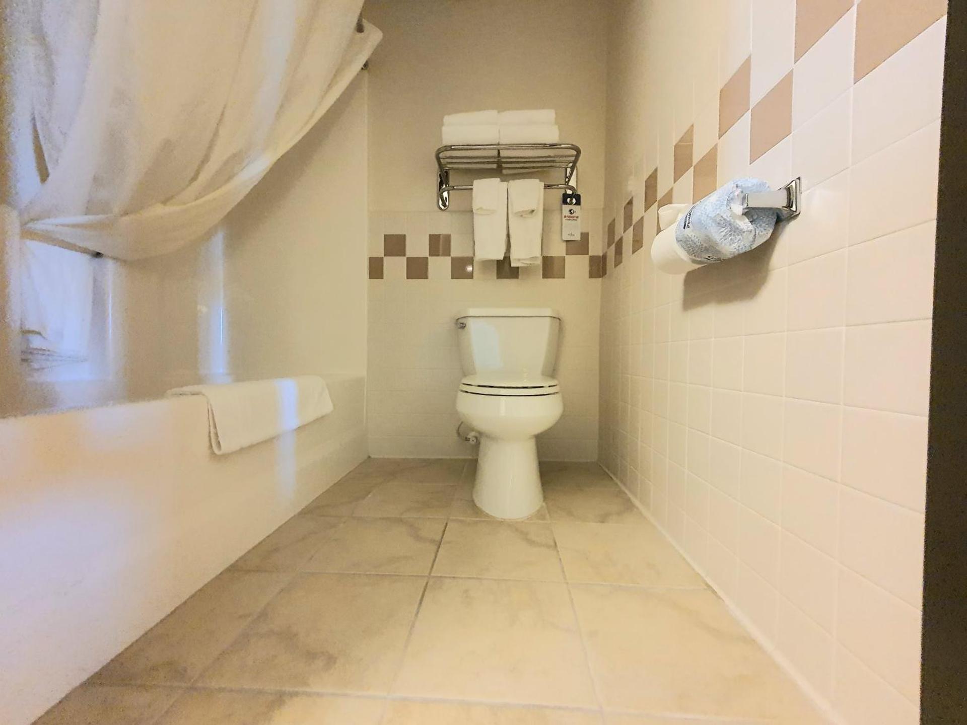 King Suite with Spa Bath