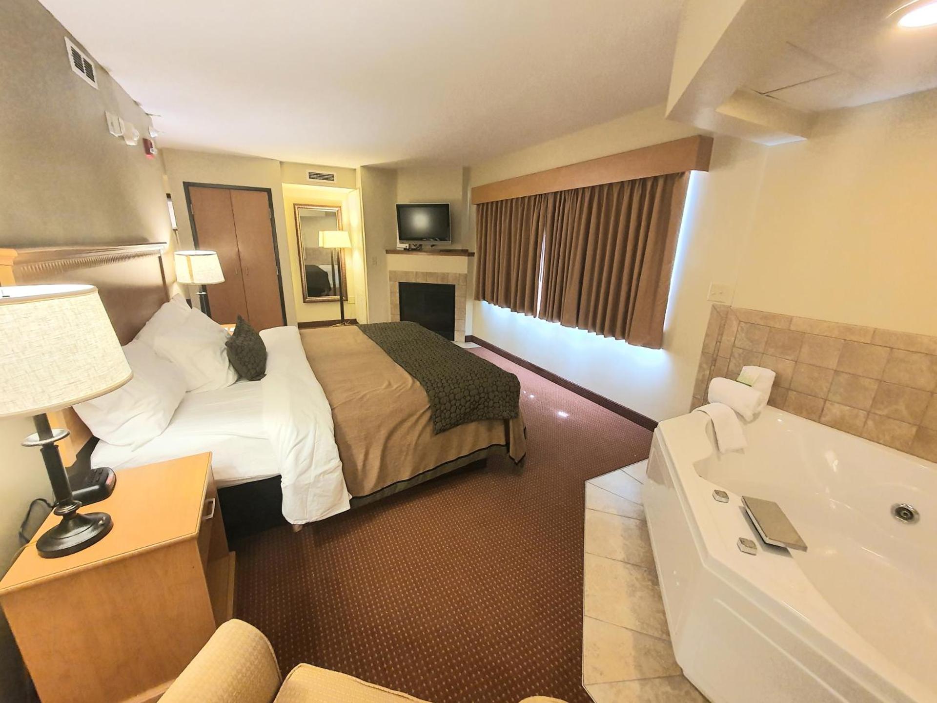 AmeriVu Inn and Suites - Waconia