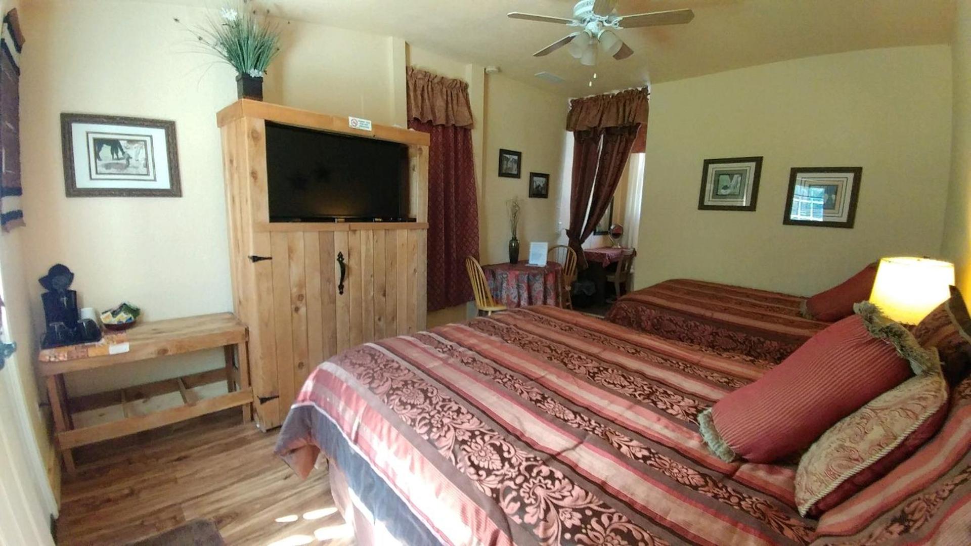 Room #2 - One Queen Bed and One Full Bed