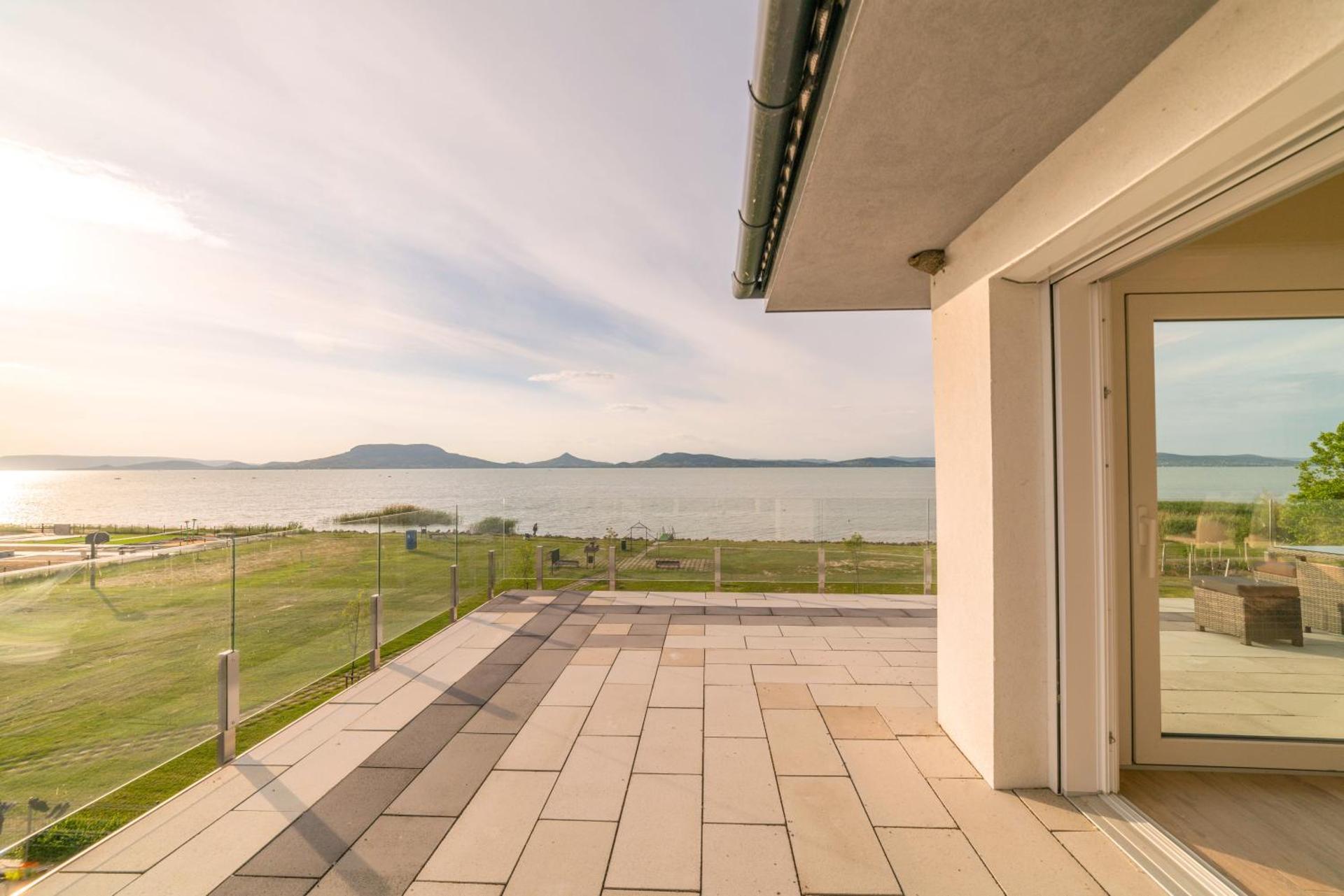 Heaven's Gate Apartment Fonyód