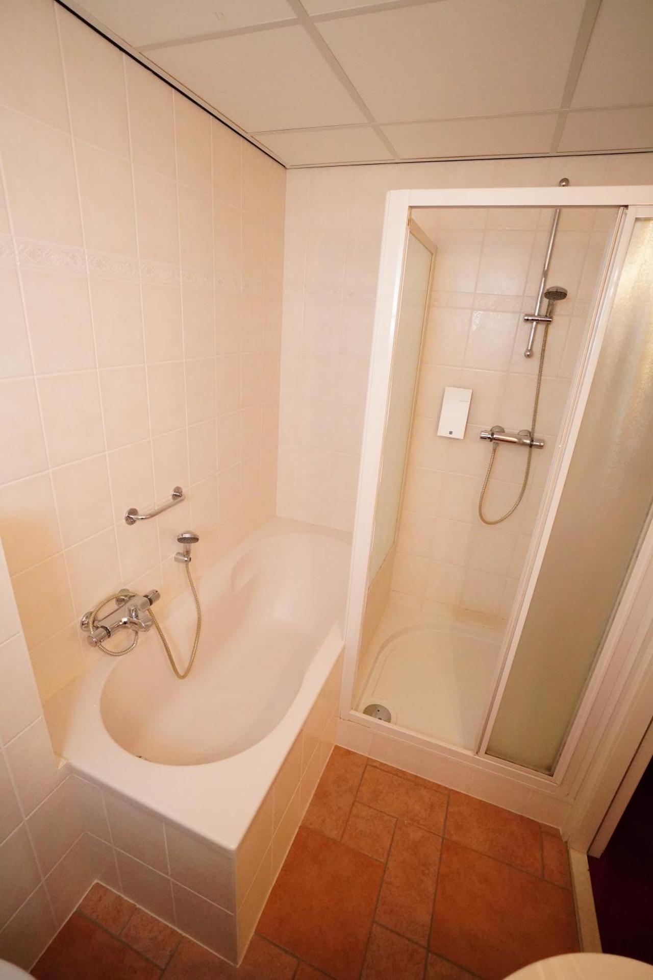 Triple Room with Bath