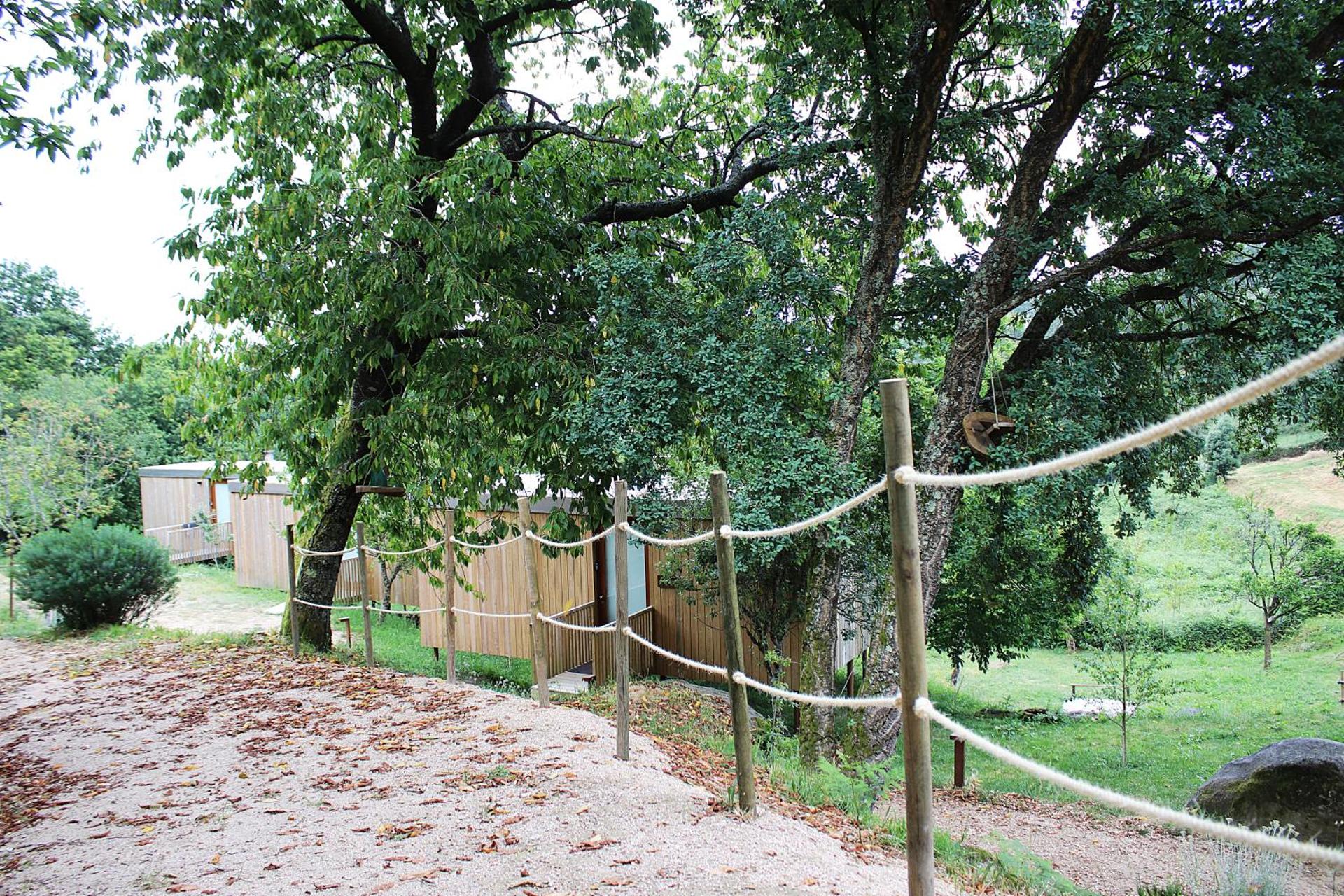 Aloia Nature, Alojamiento Forestal